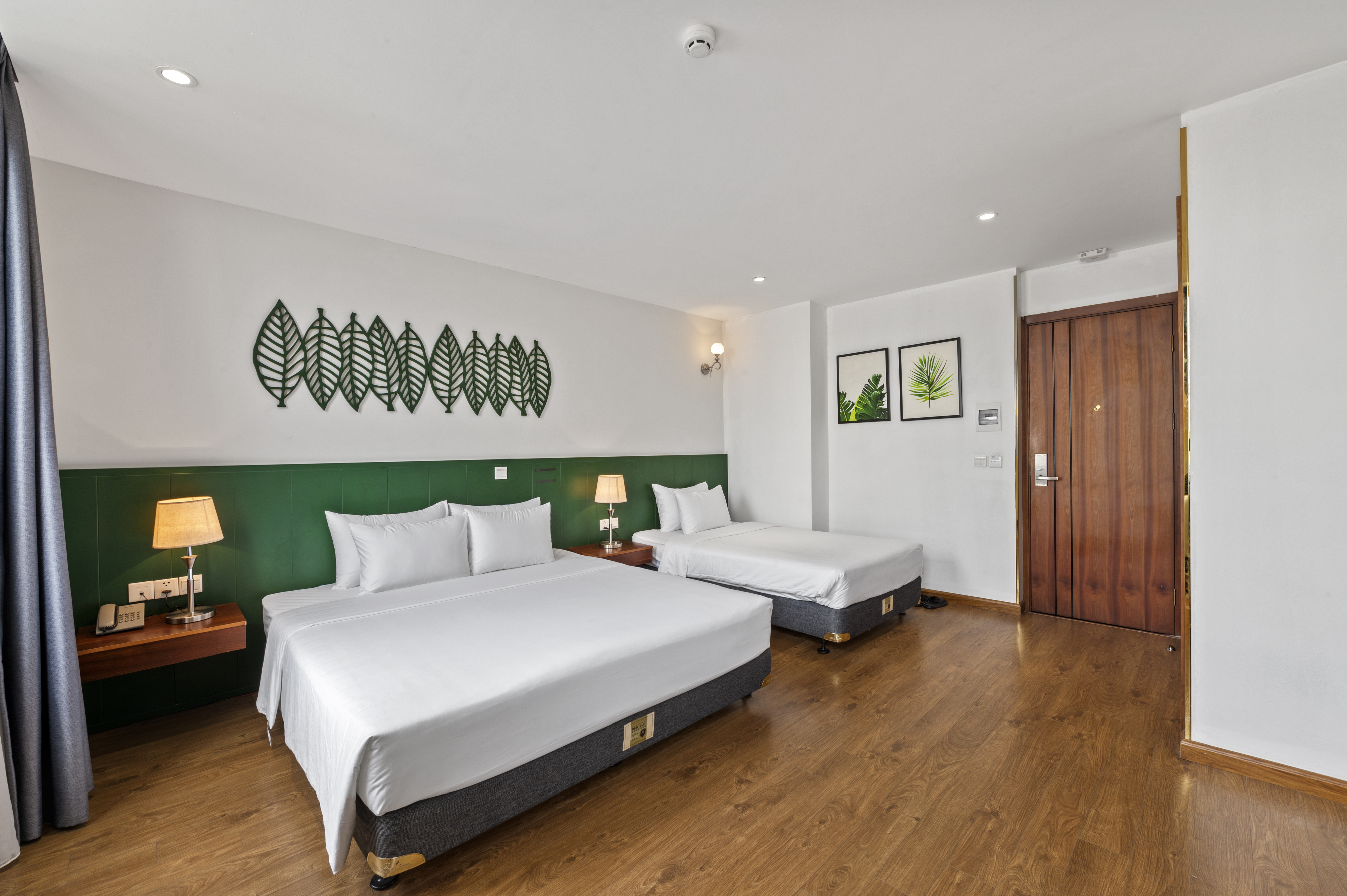 Family Room with Balcony with Views