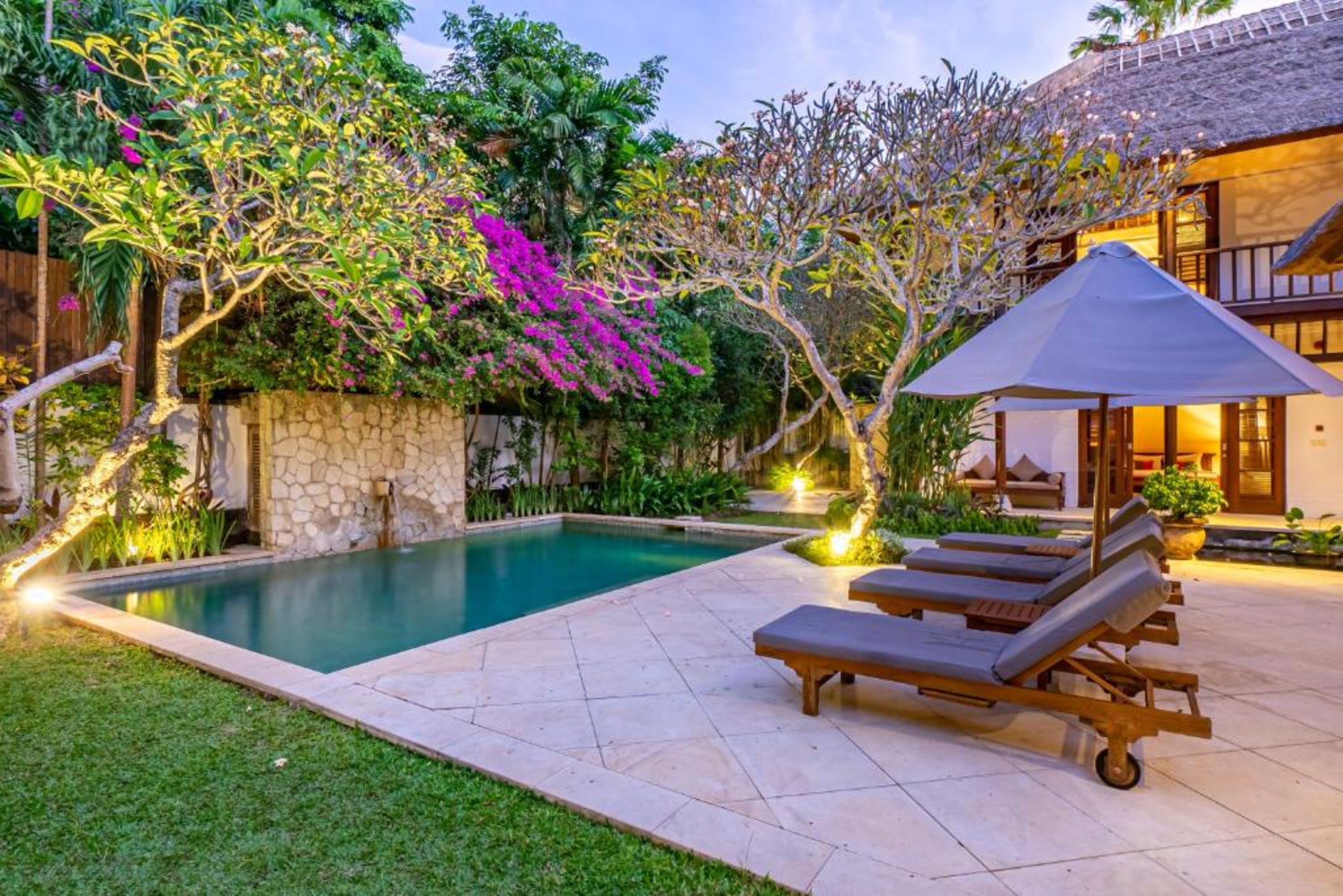 Villa Capacity 8 Four Bedrooms