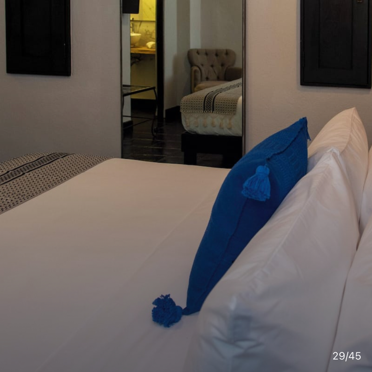 Double Deluxe One Bed