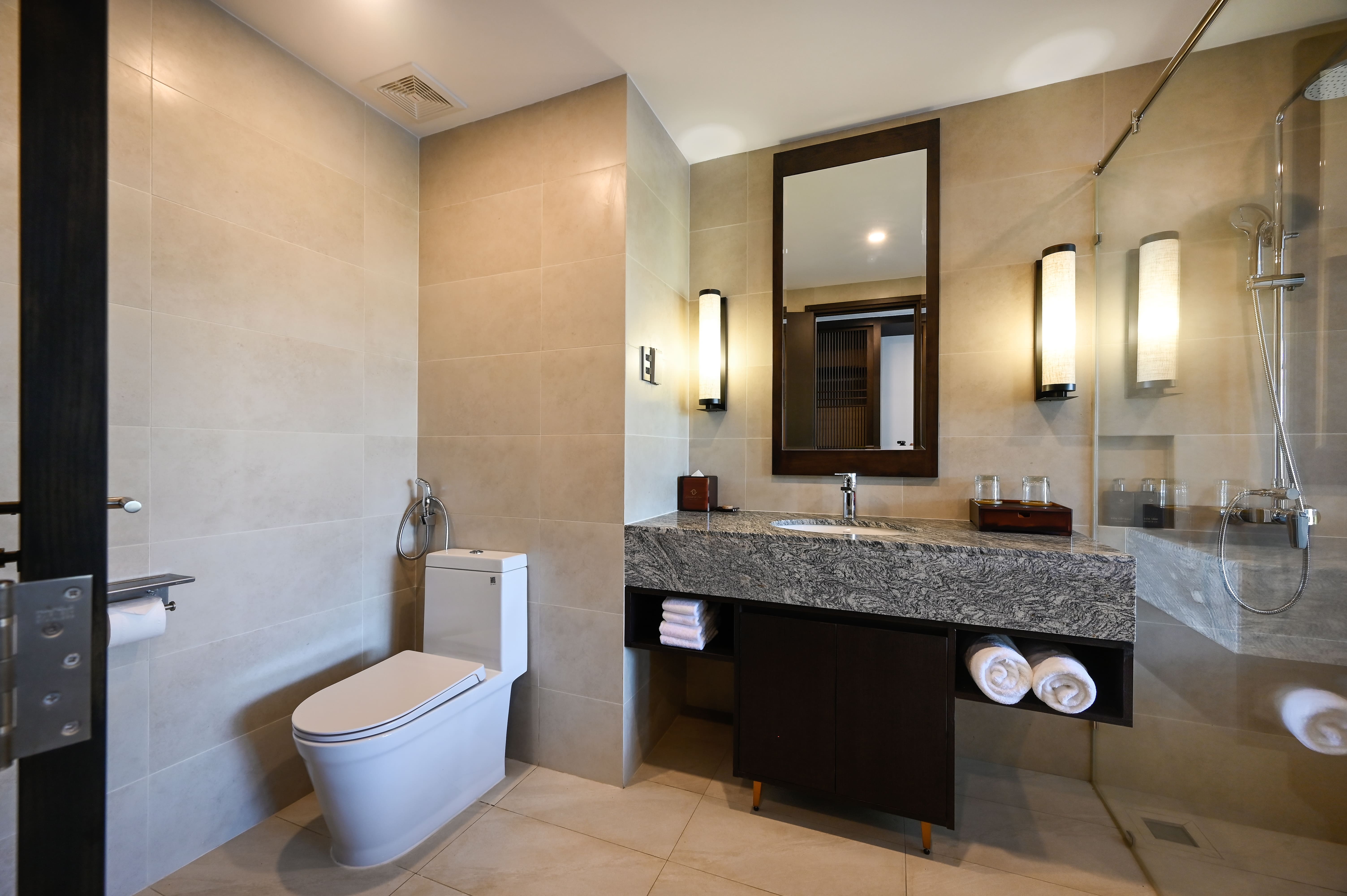 Bungalow Garden View