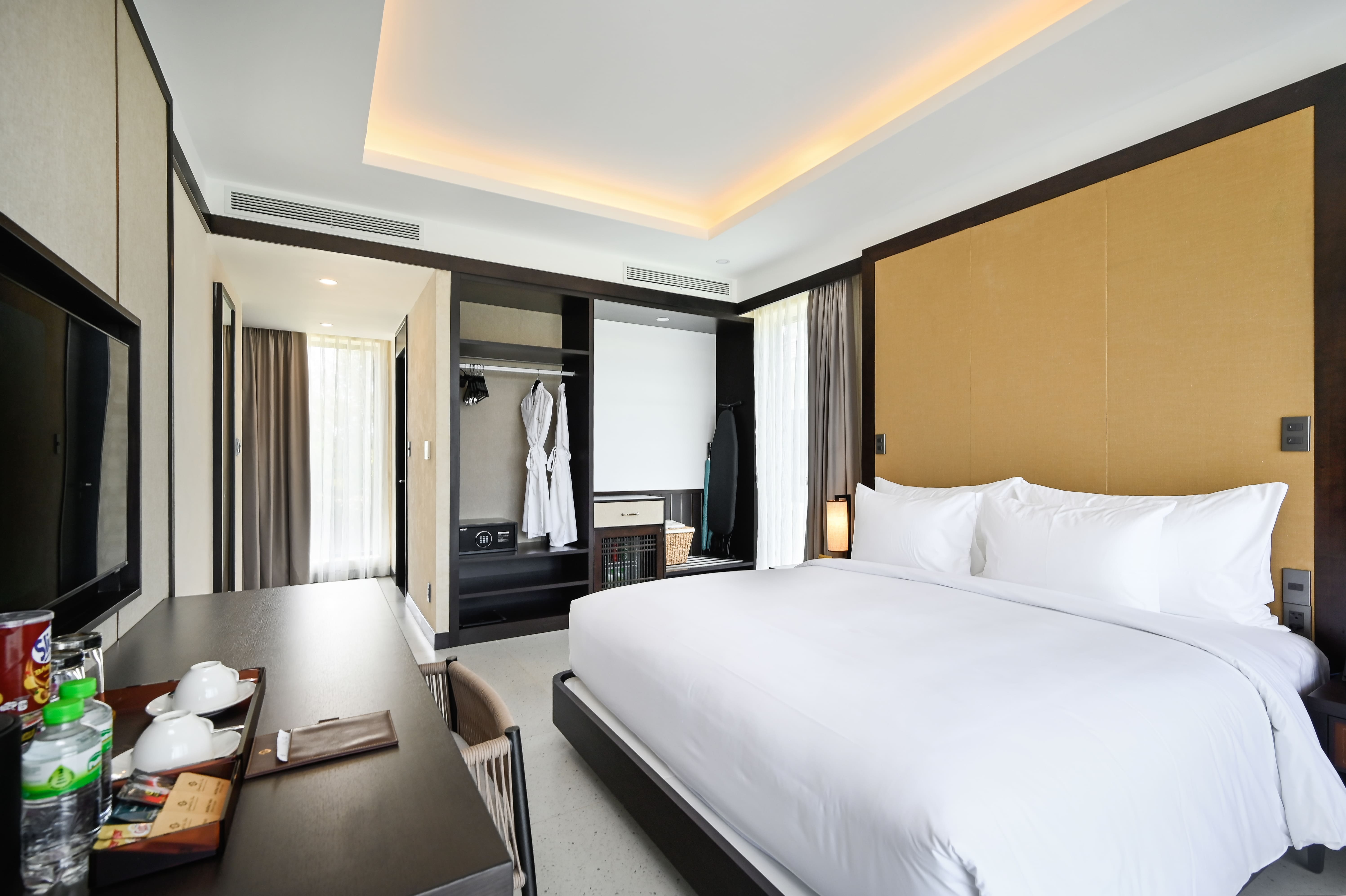 Villa Five Bedrooms with Private Pool