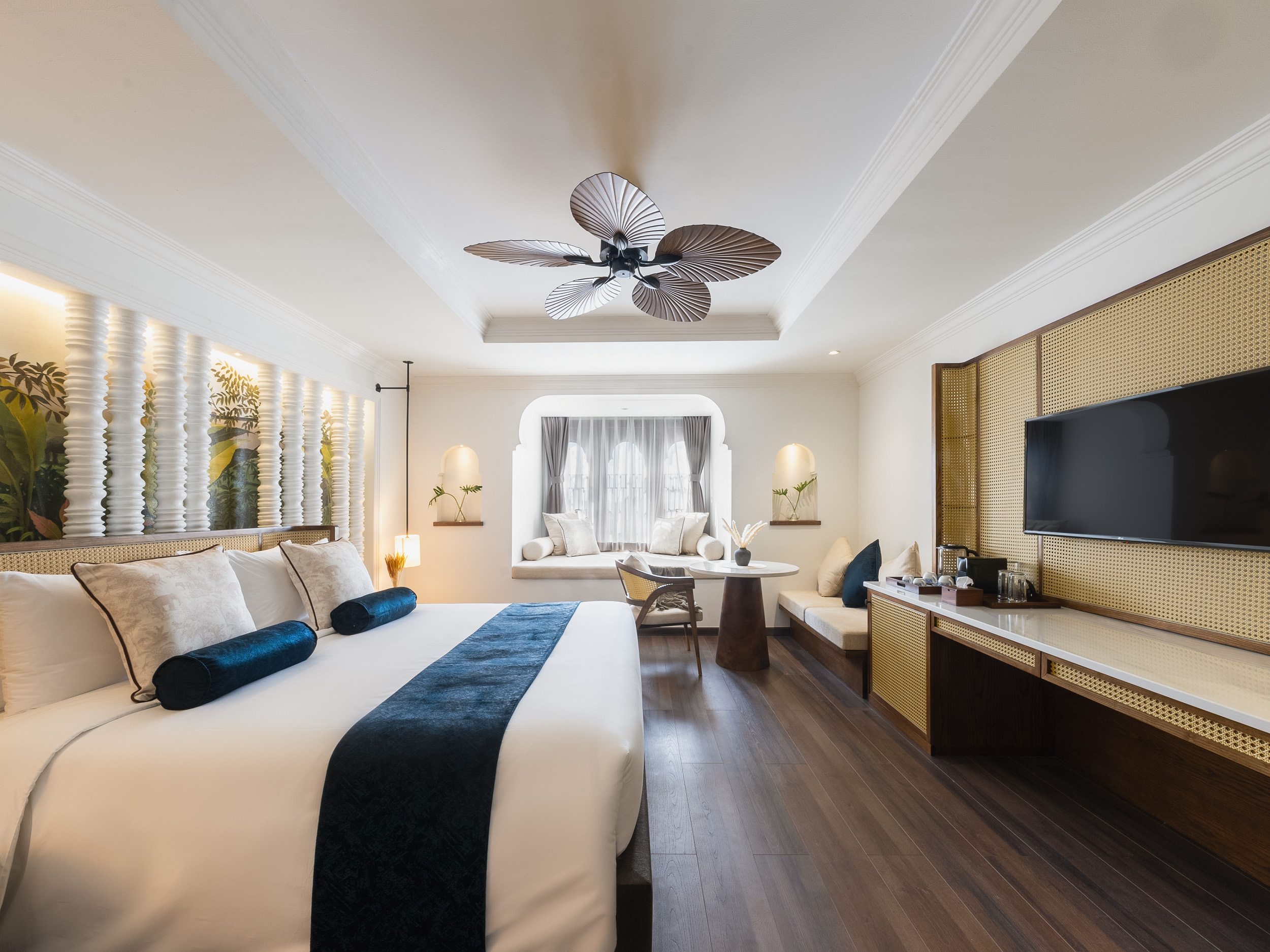 Double Deluxe One Bed