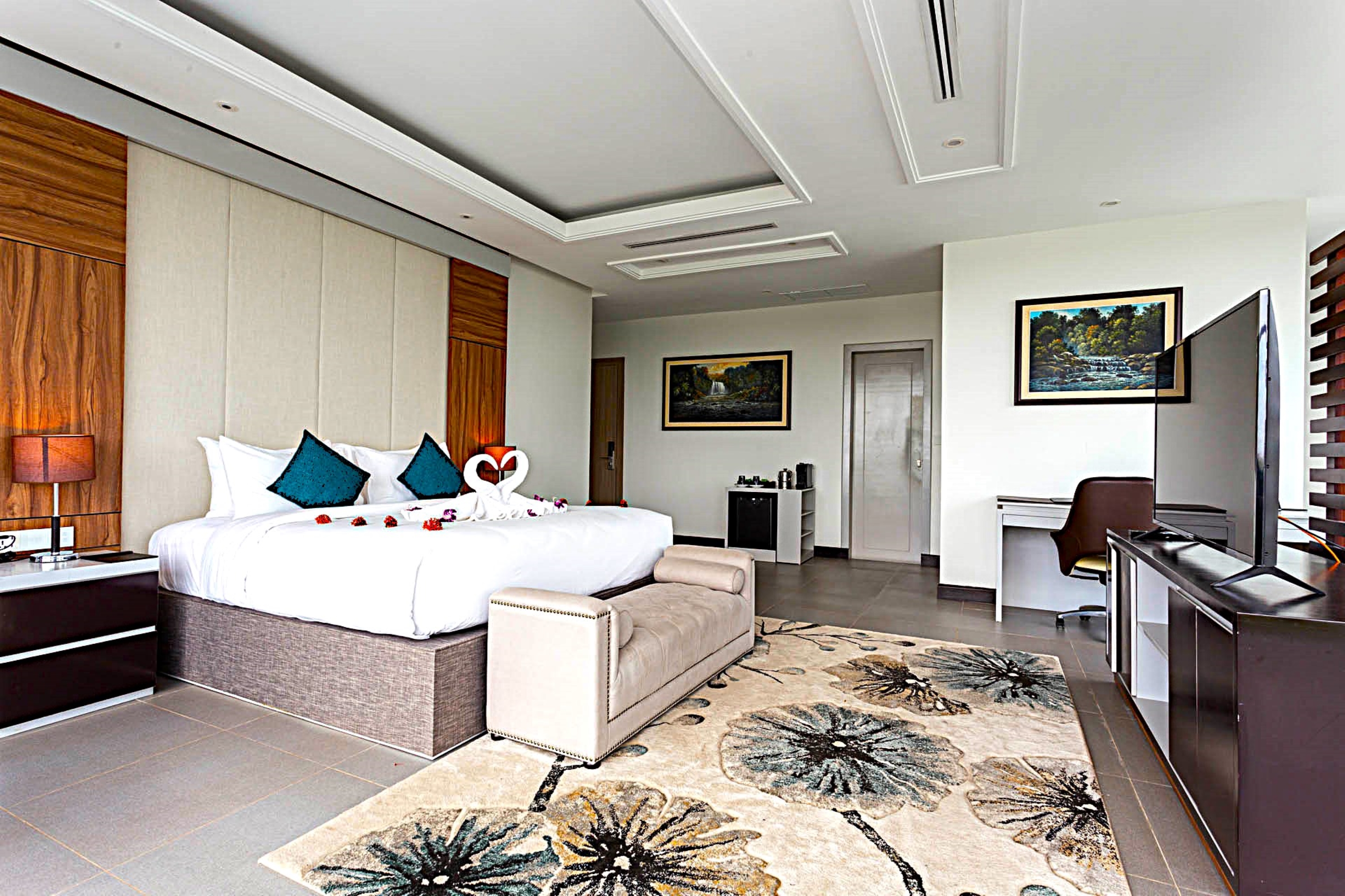 Double Deluxe Pool View