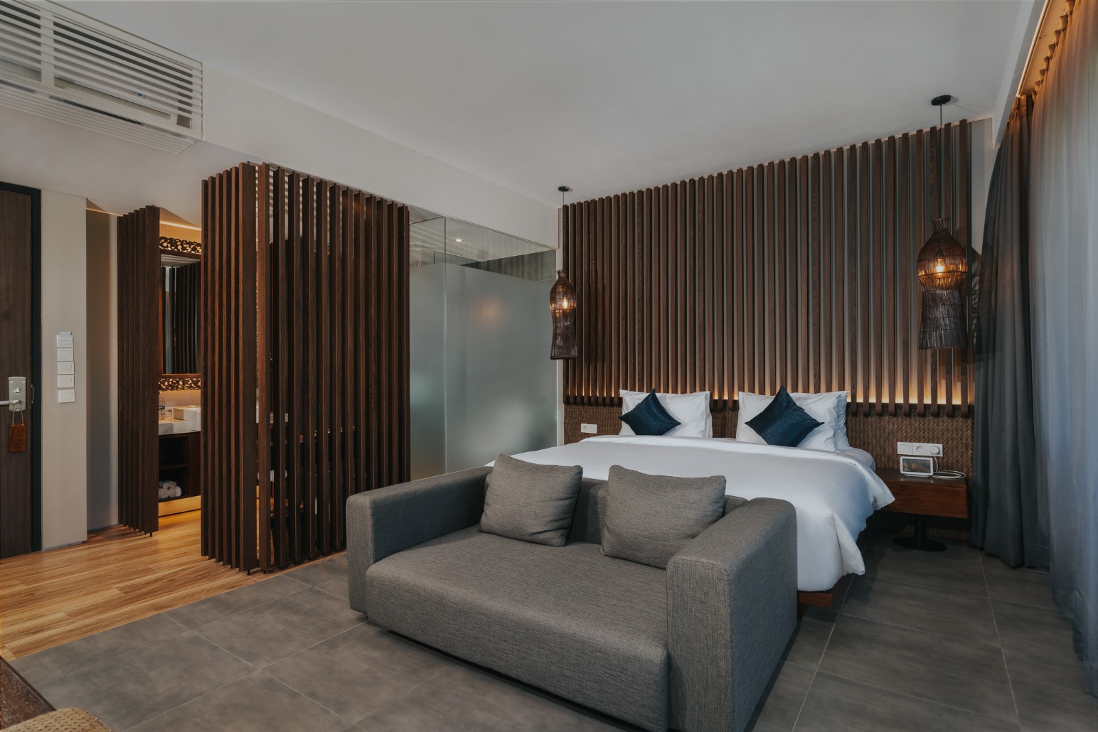 Suite Deluxe with Balcony