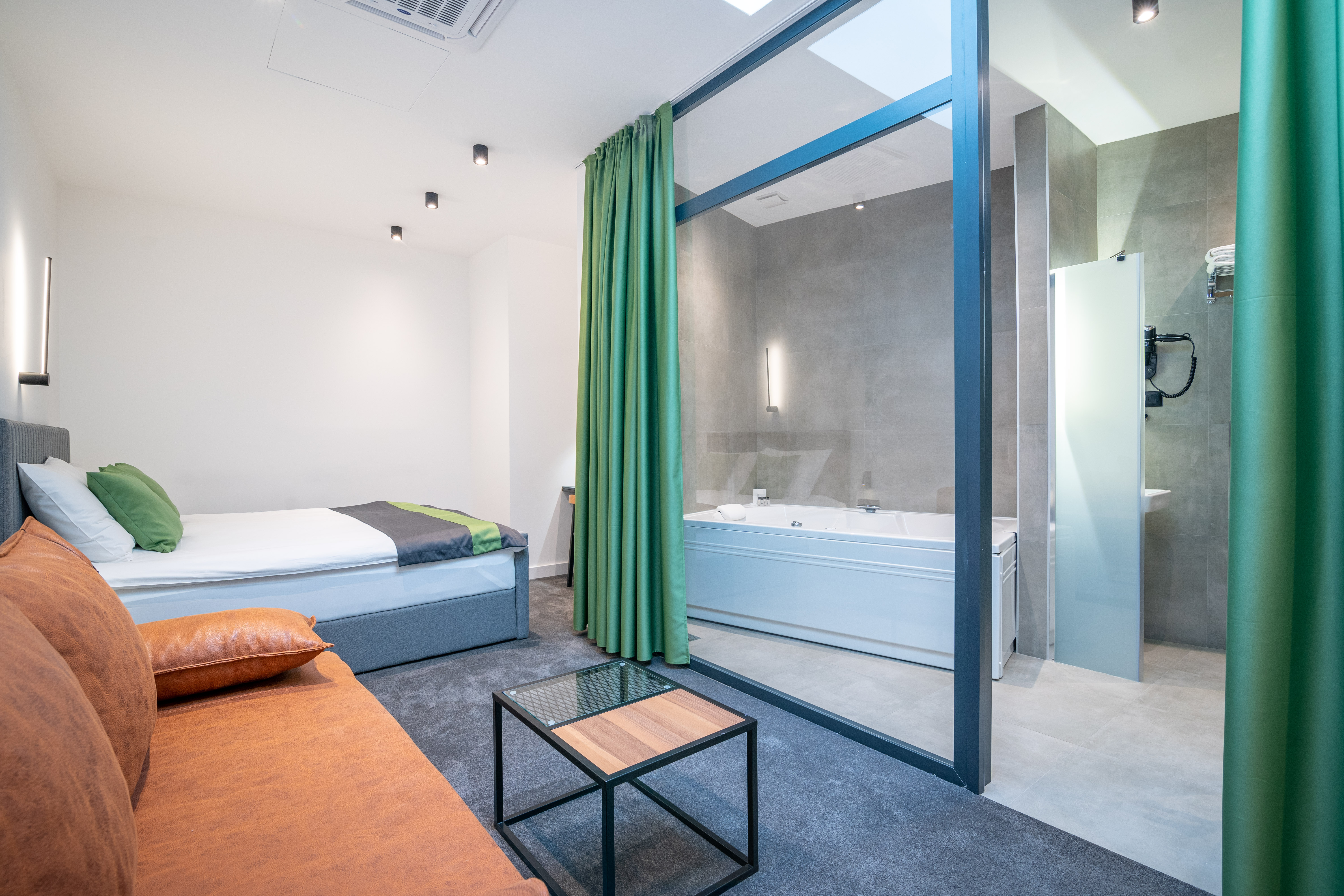 Junior Suite Standard