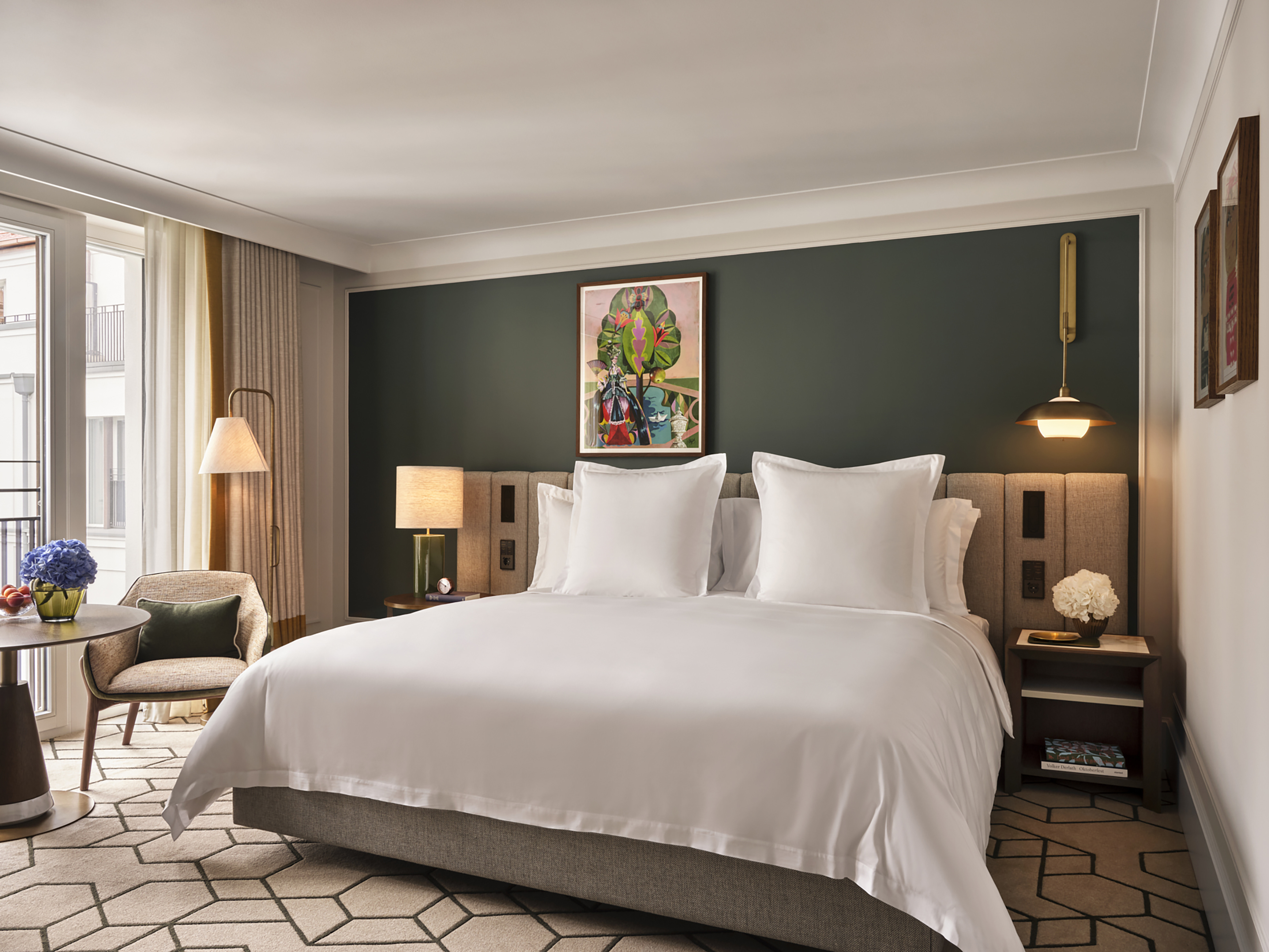 Double Deluxe King Bed