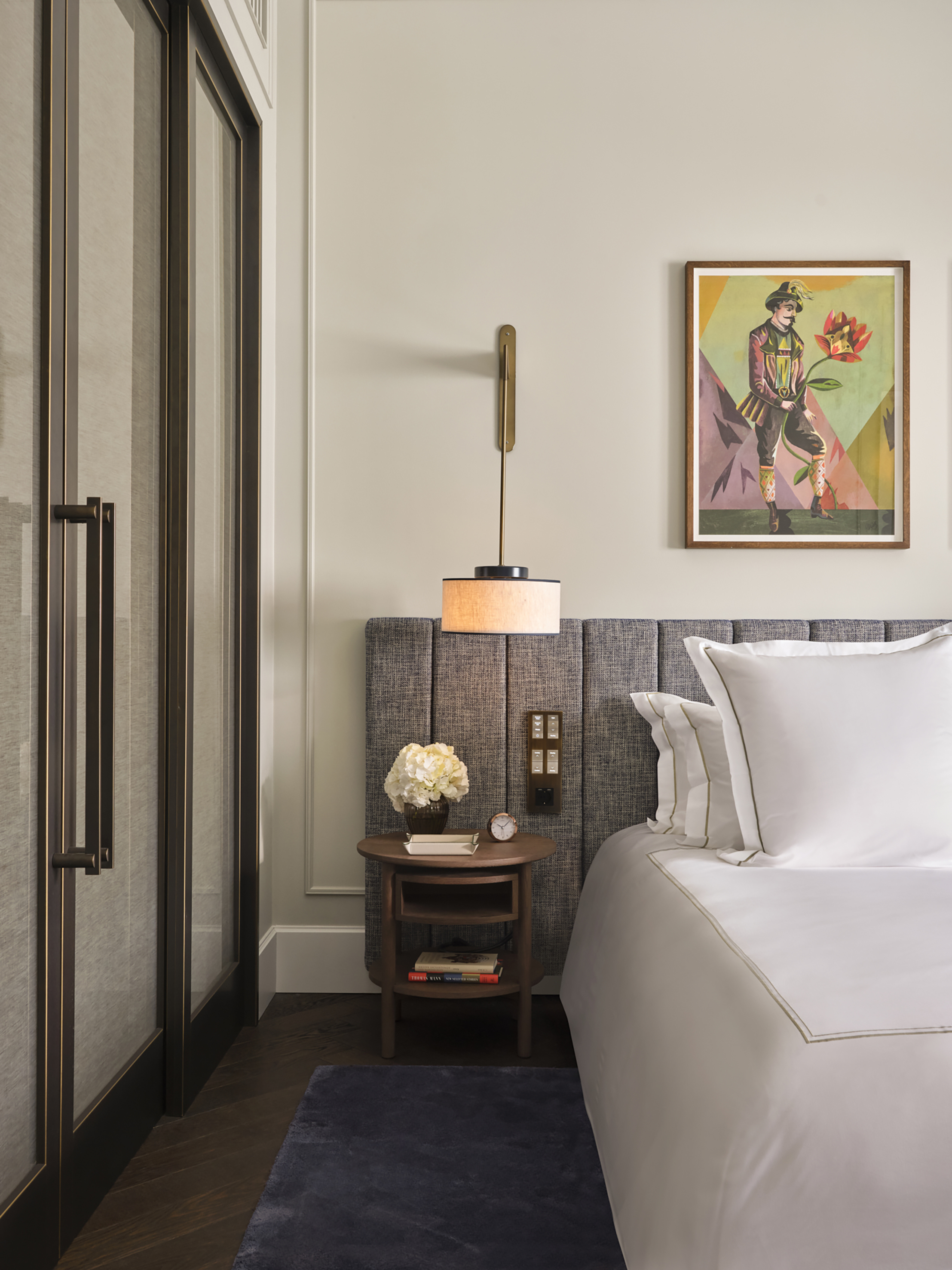 Suite Deluxe King Bed