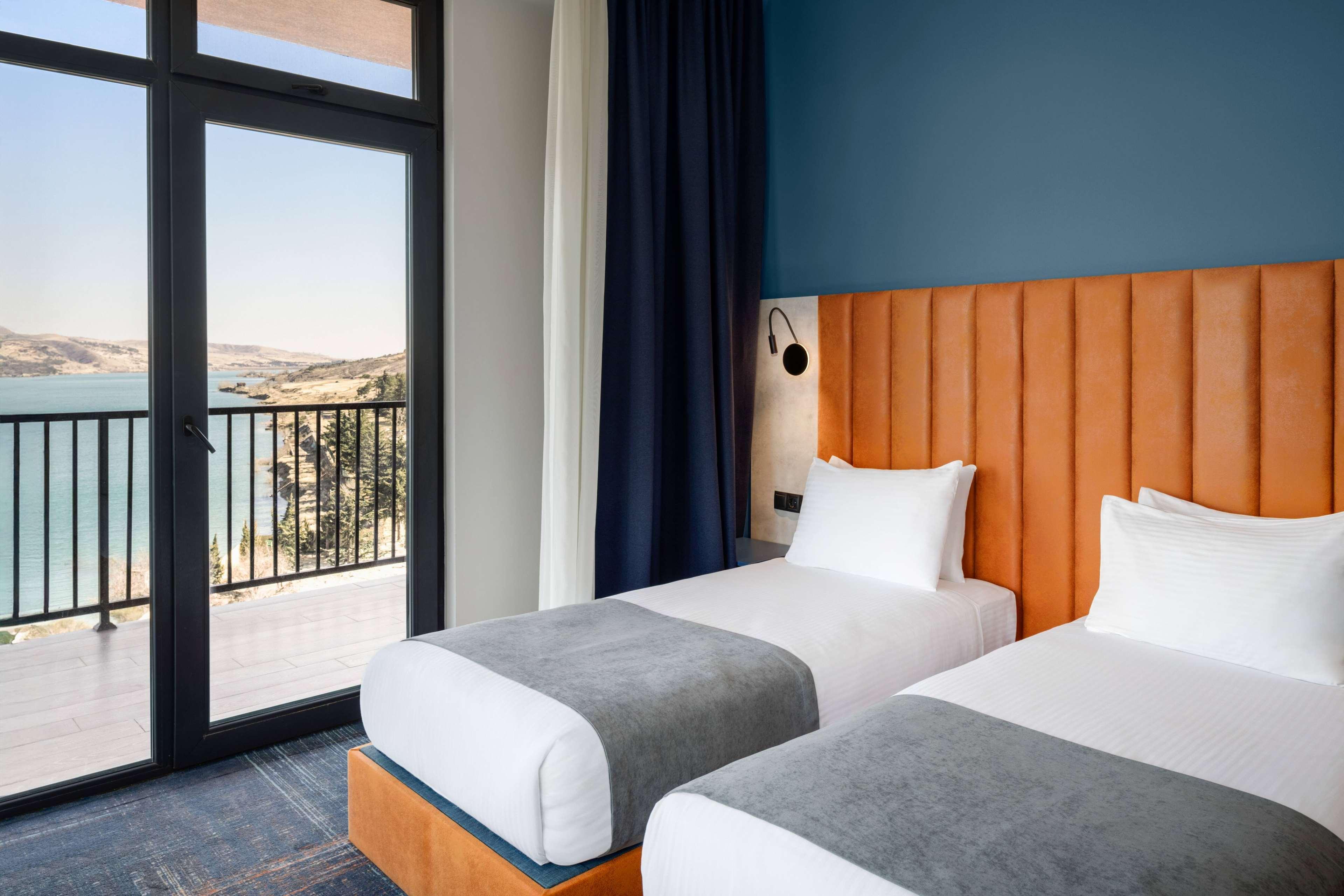Suite with Views
