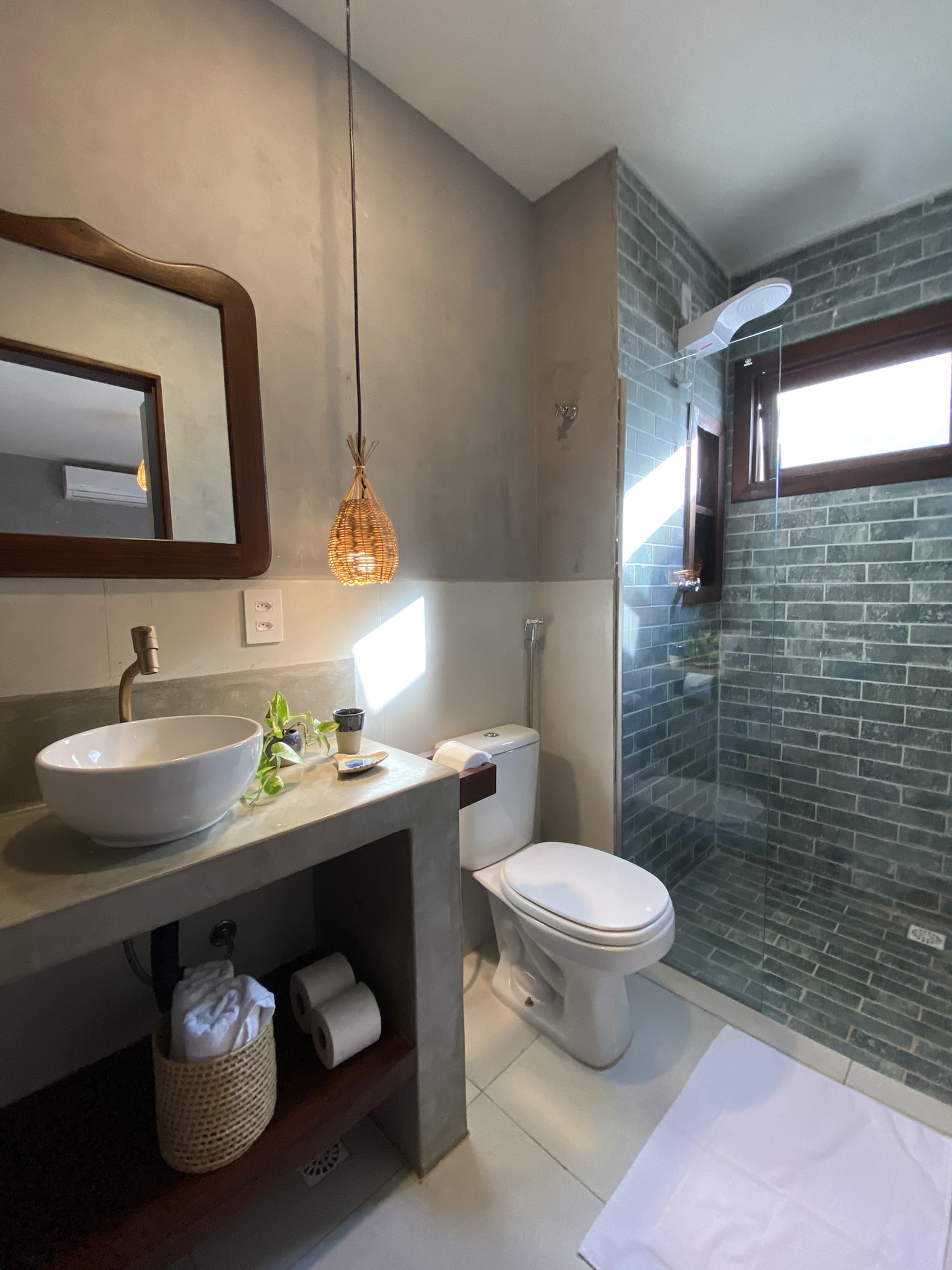 Double or Twin Deluxe One Bed