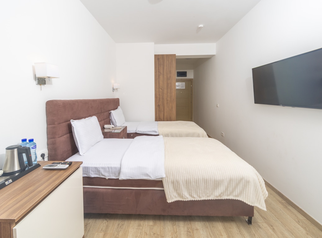 Double or Twin Superior