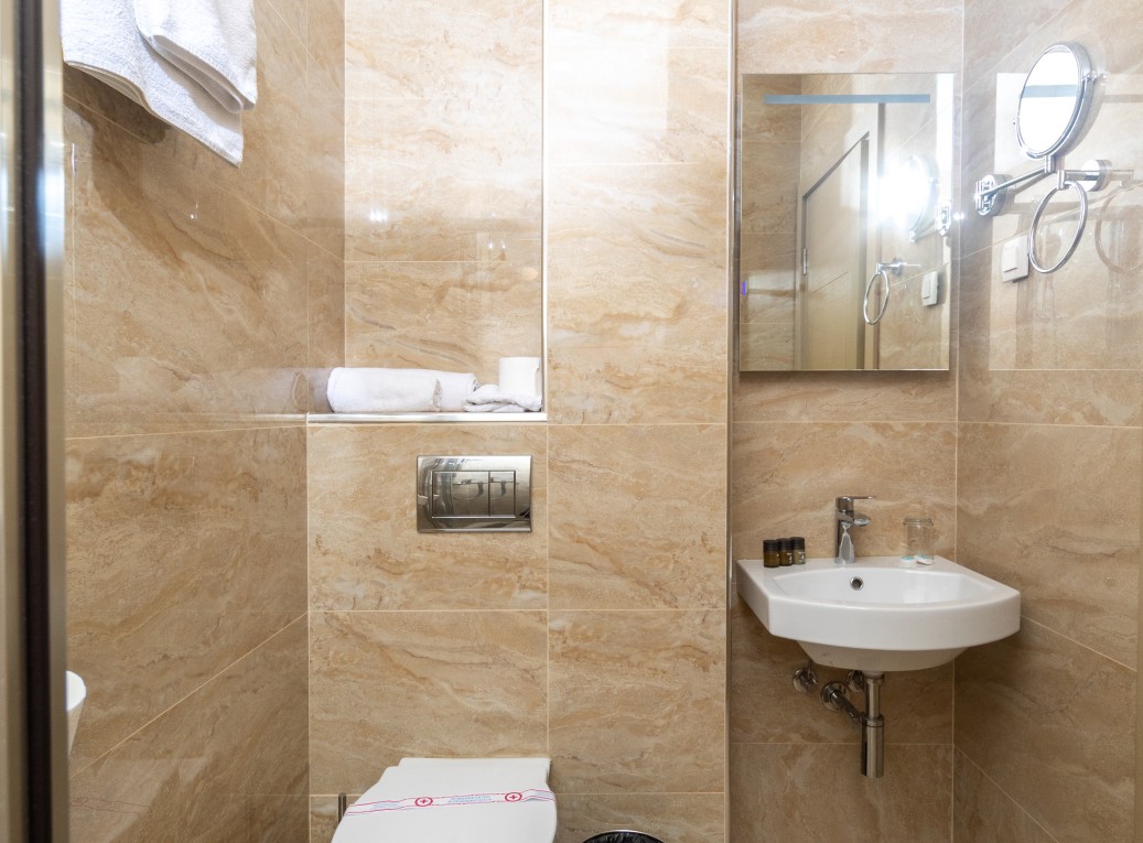 Double or Twin Superior