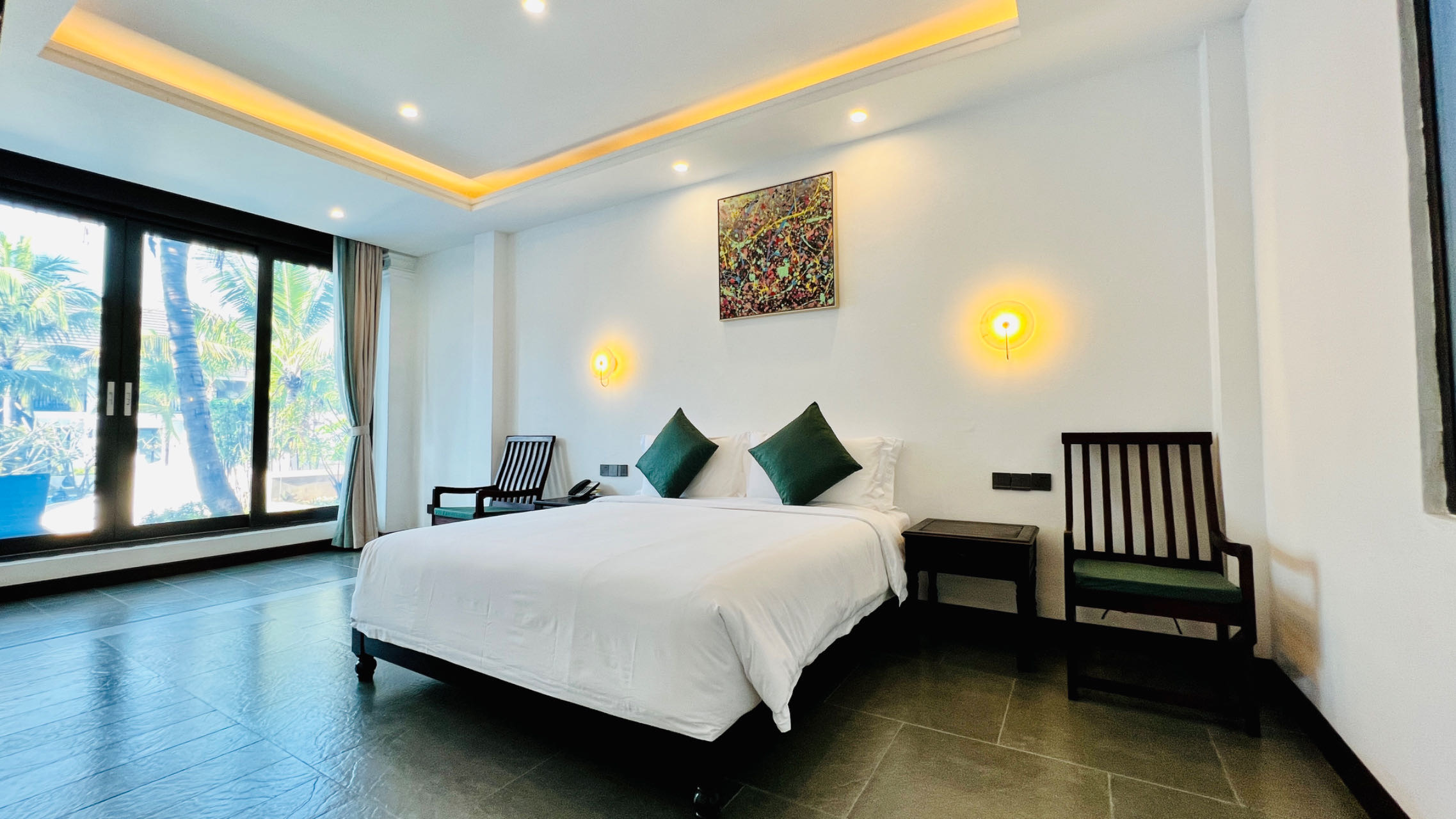 Double Deluxe One Bed