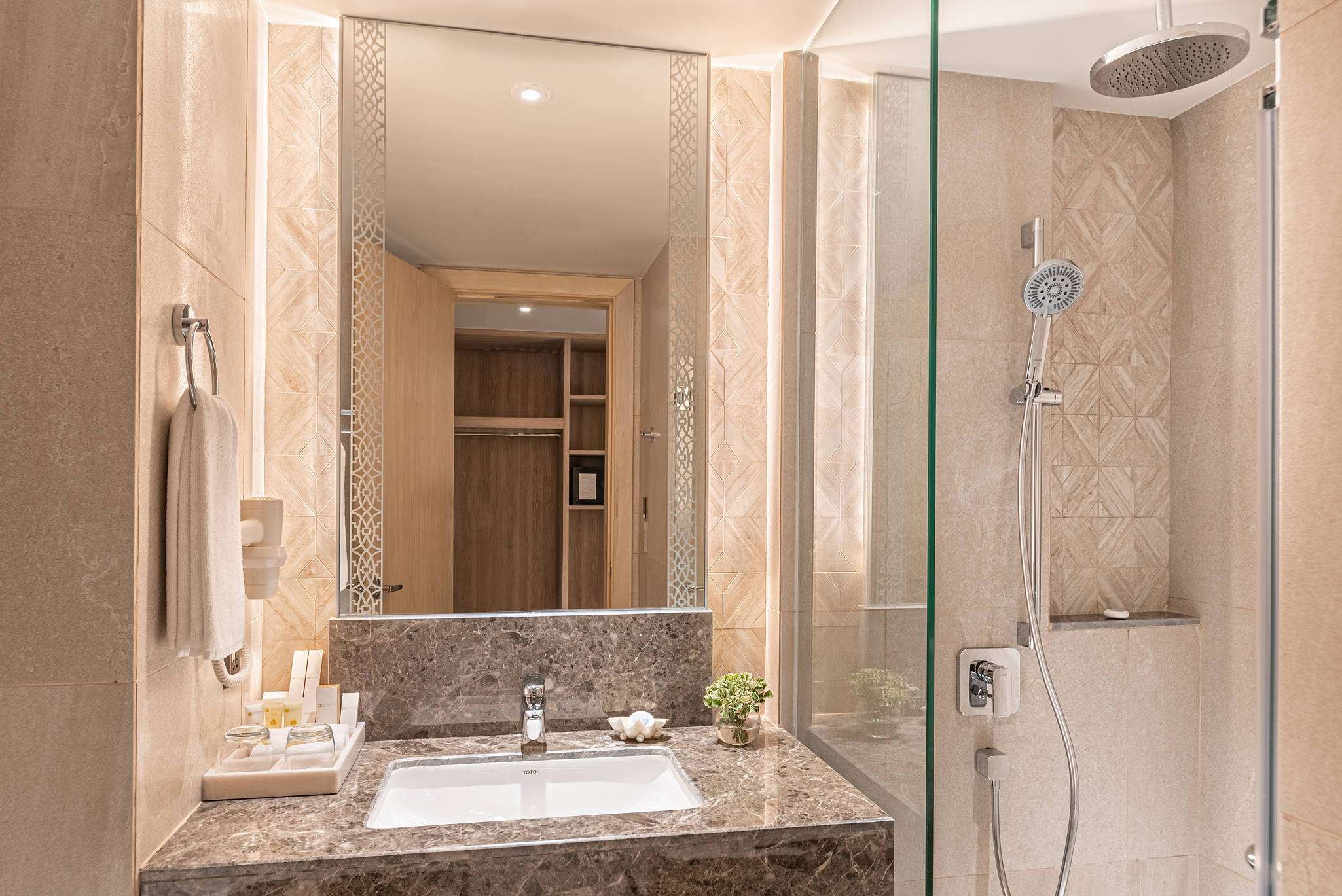 Double or Twin Deluxe