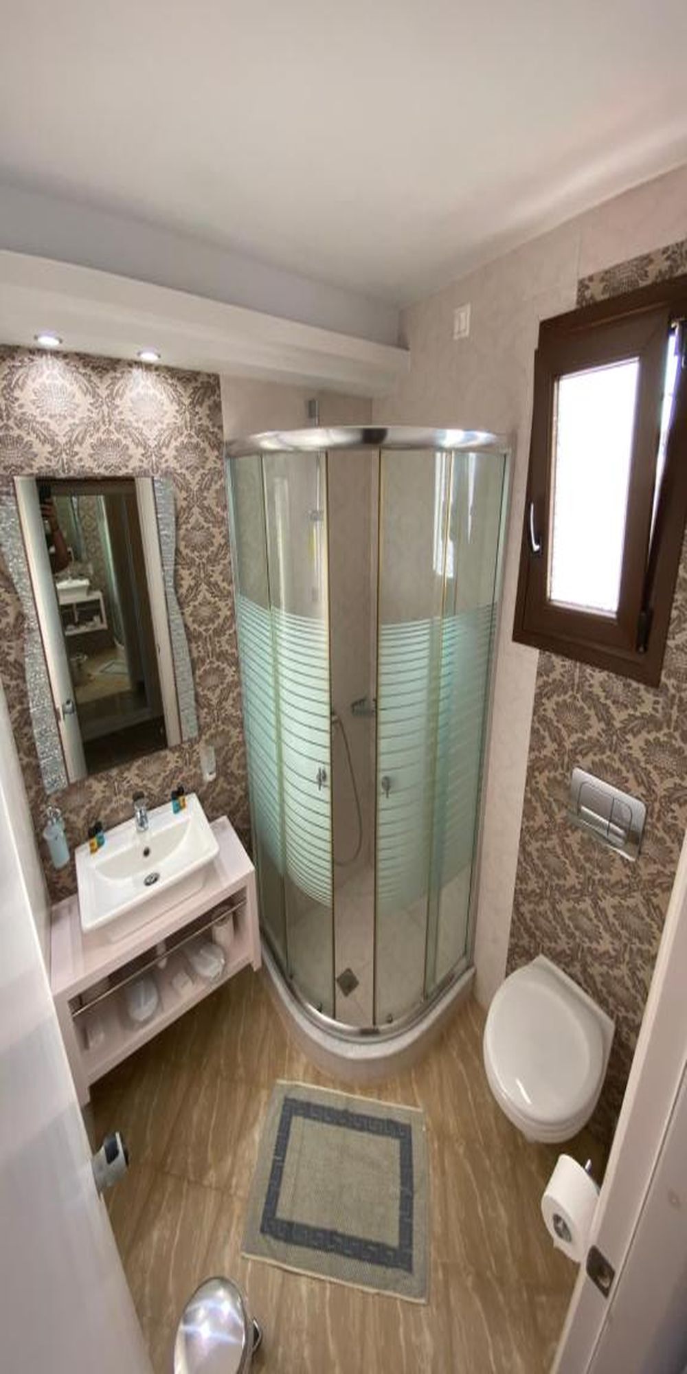 Family Room Mountain View