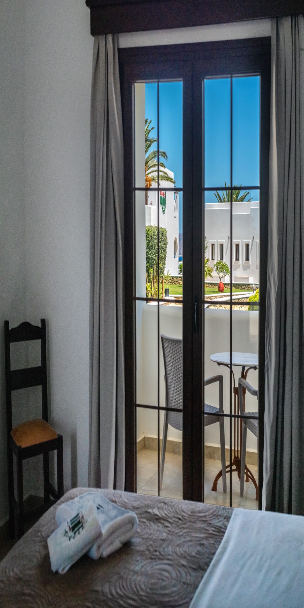 Family Room Mountain View