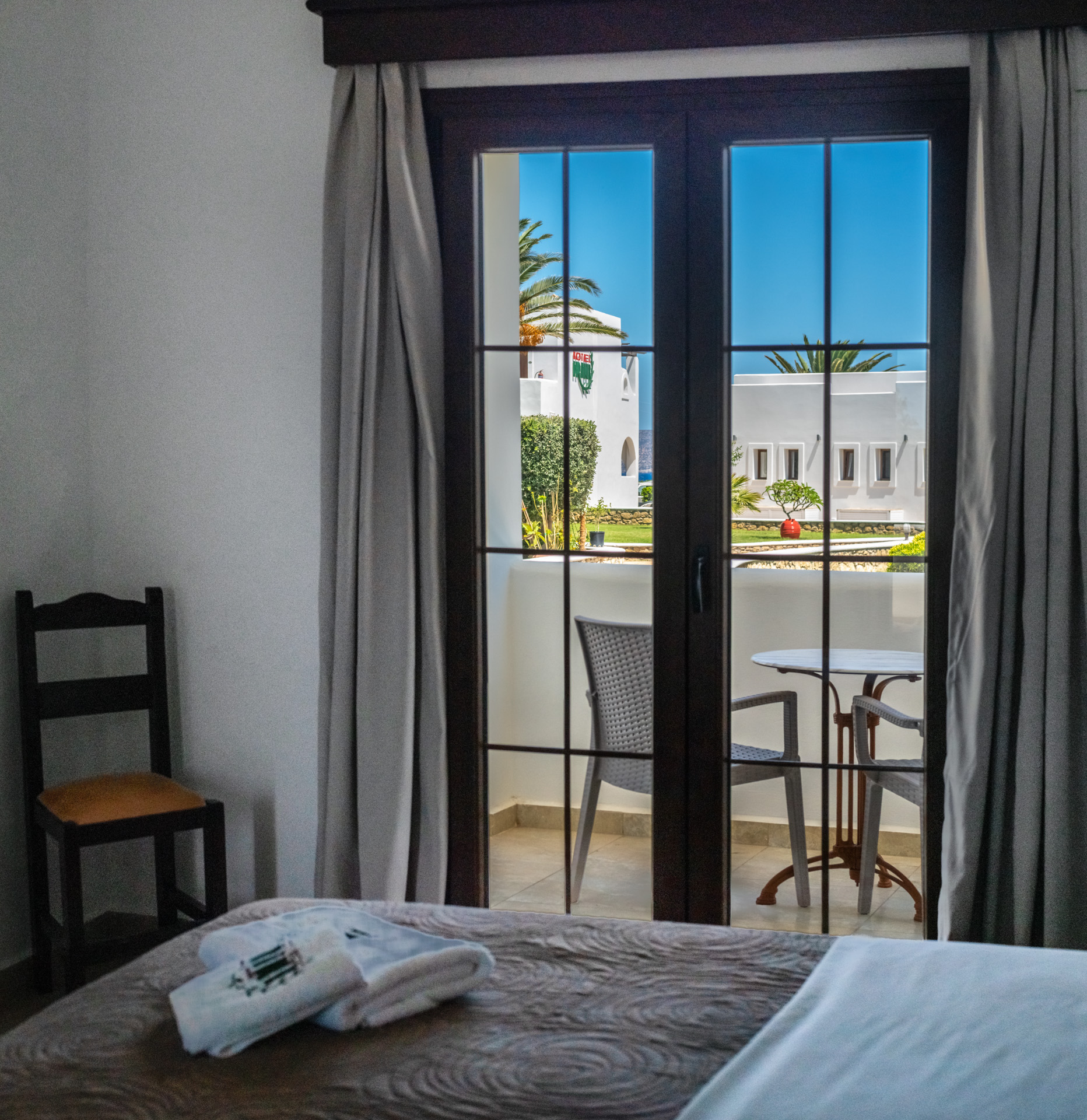 Double or Twin Side Sea View