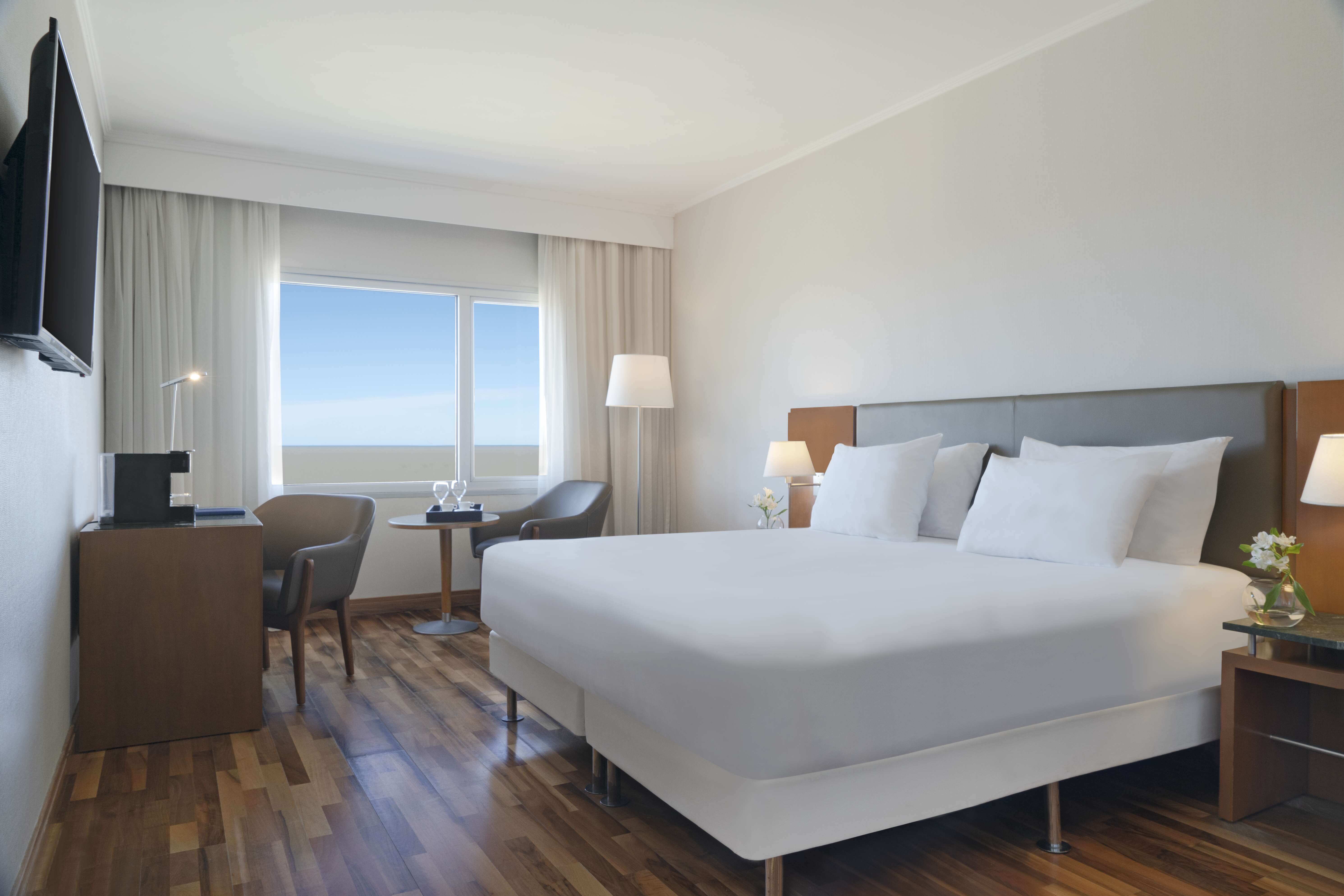 Double Superior with Views