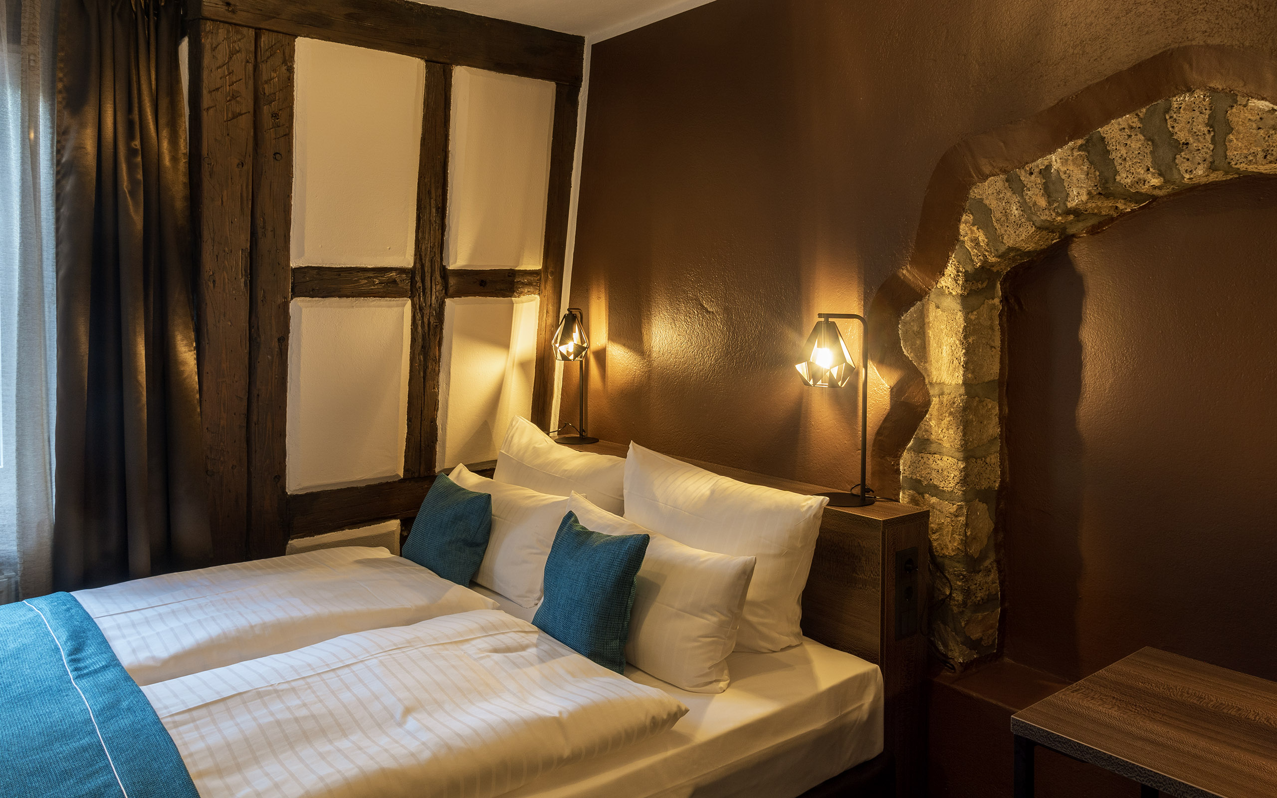 Double Queen Size Bed