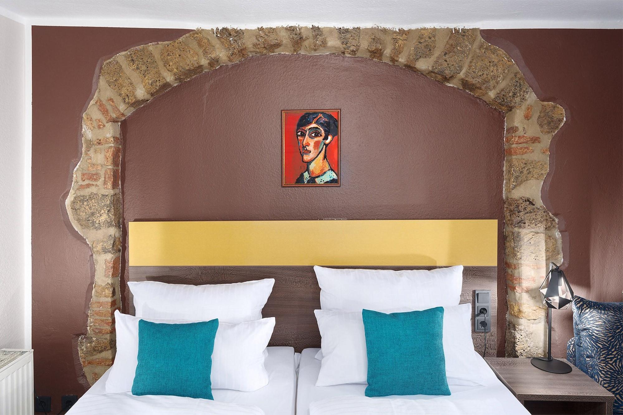 Double Queen Size Bed