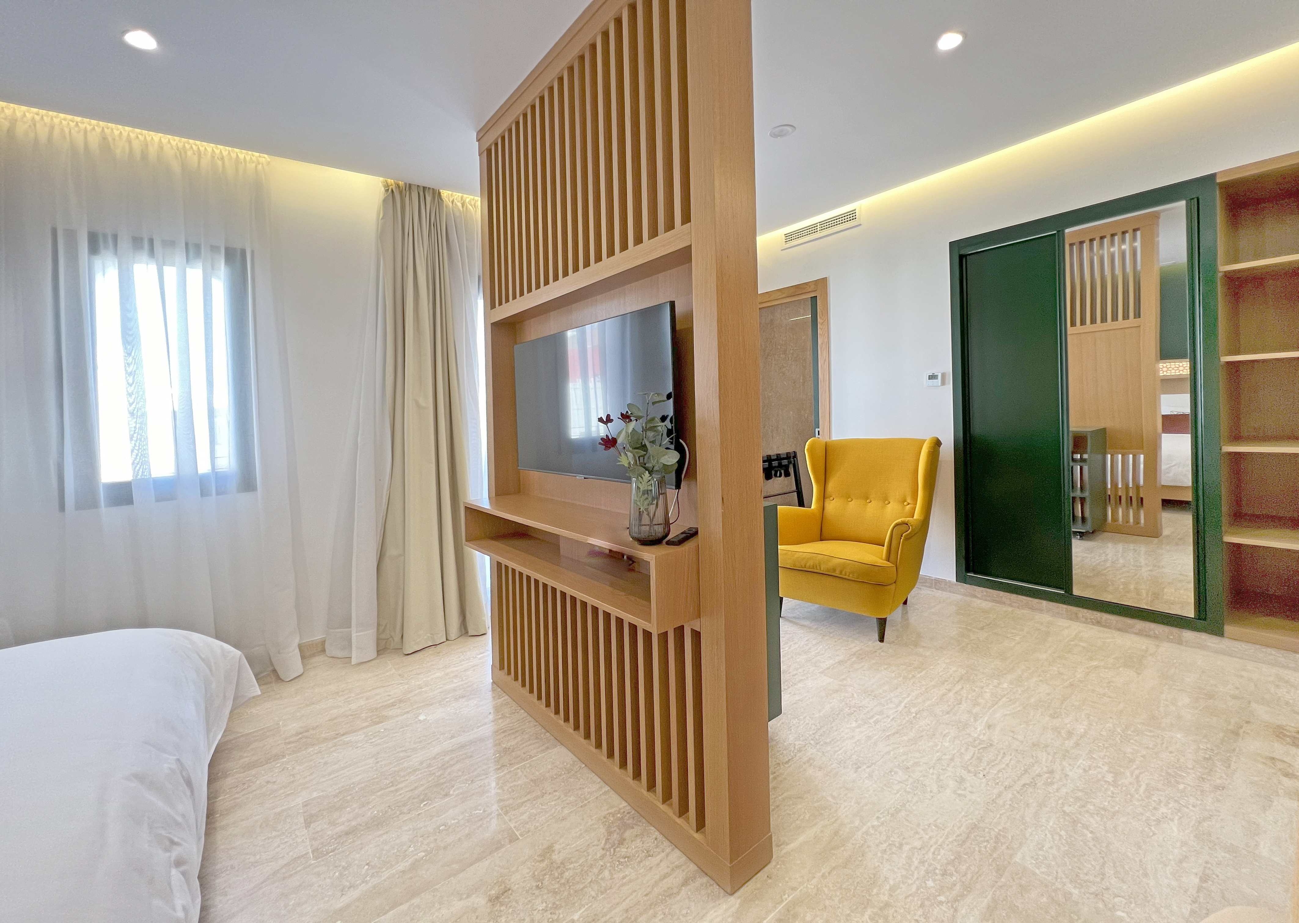 Double or Twin Standard