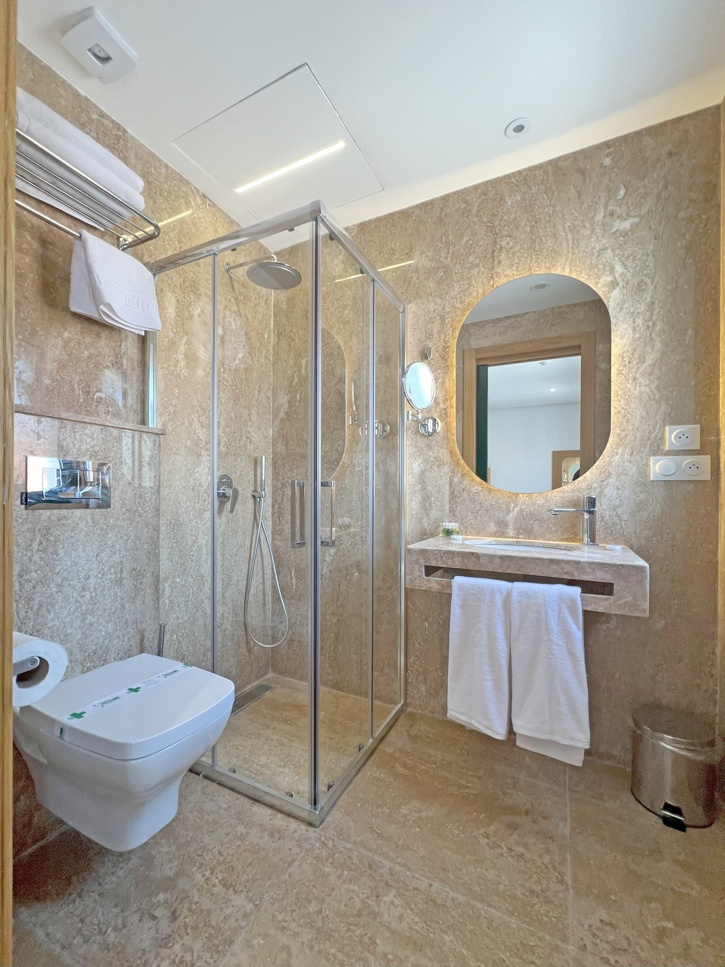 Double Single Economy