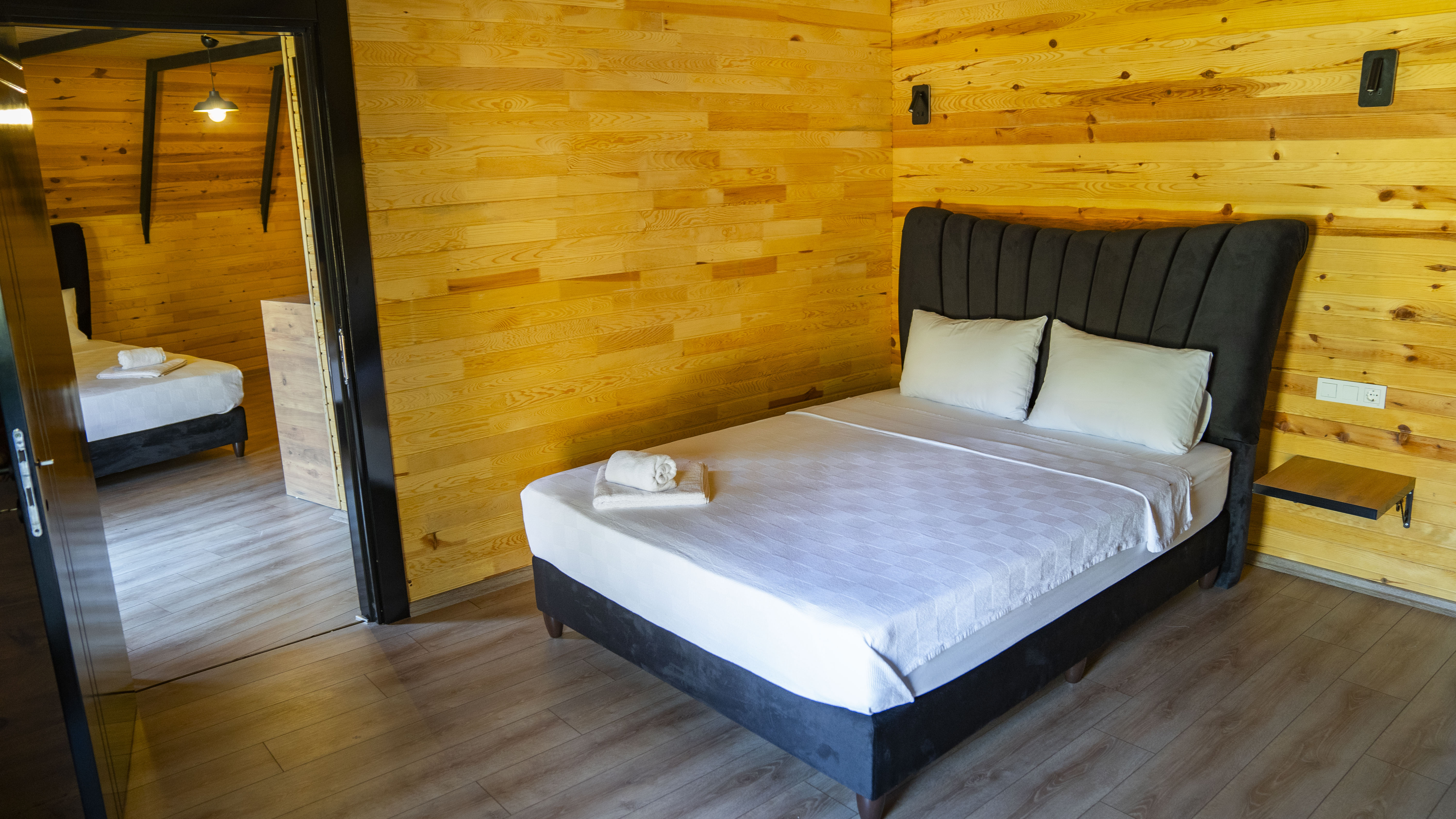 Suite Three Bedrooms Two Bathrooms