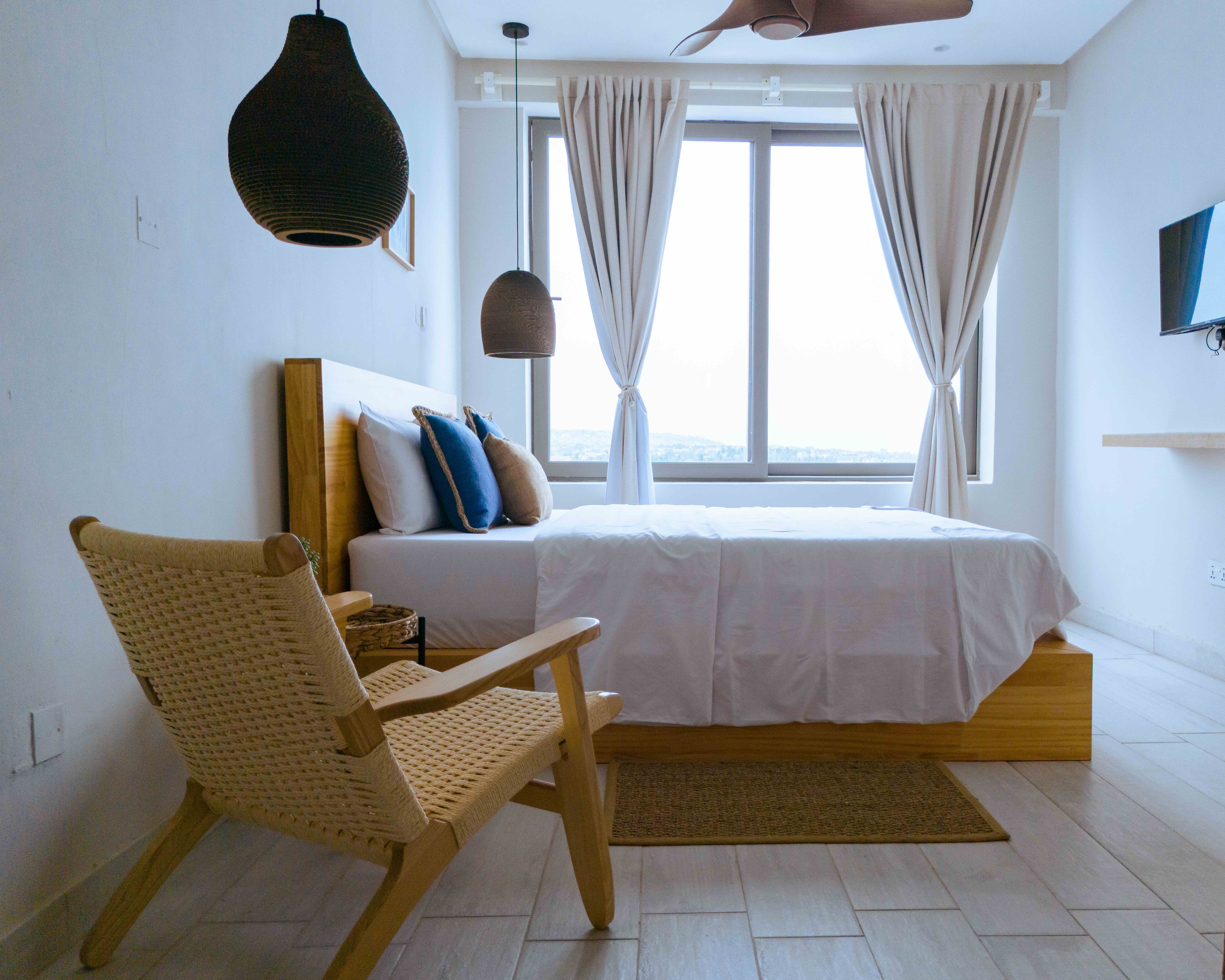 Apartment Three Bedrooms One Bathroom