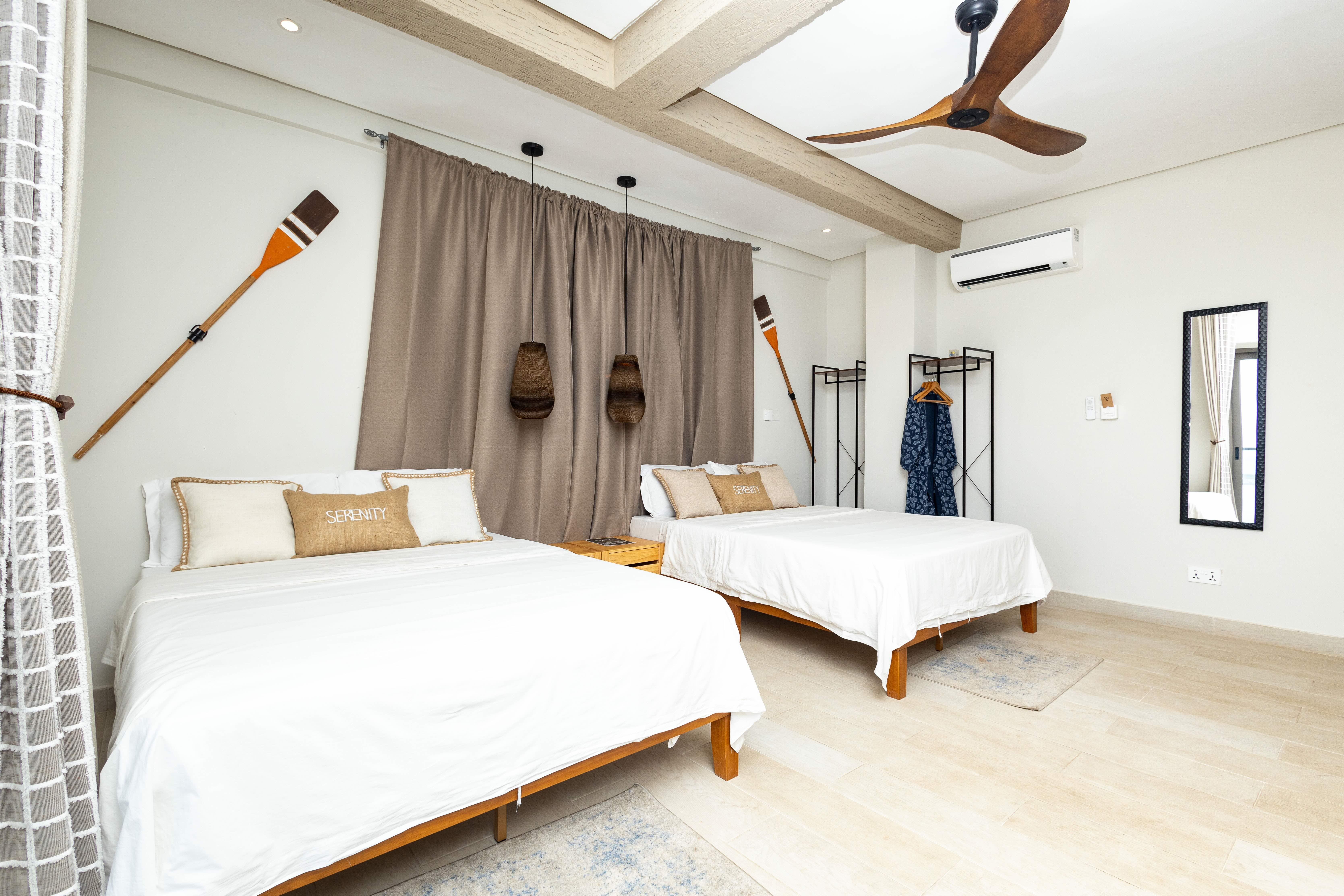 Twin Sea View with Balcony