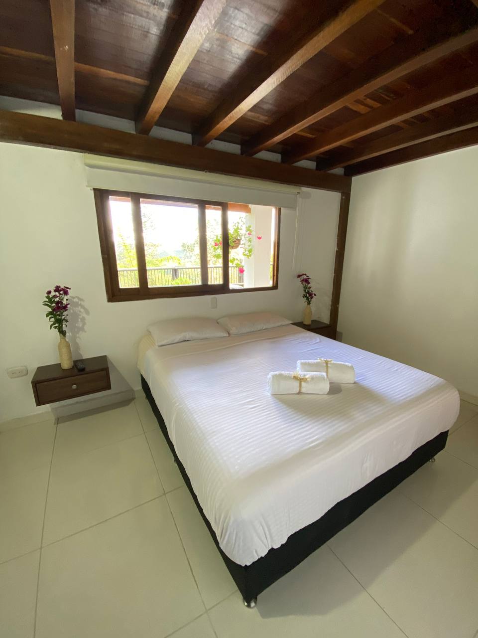 Junior Suite Land View