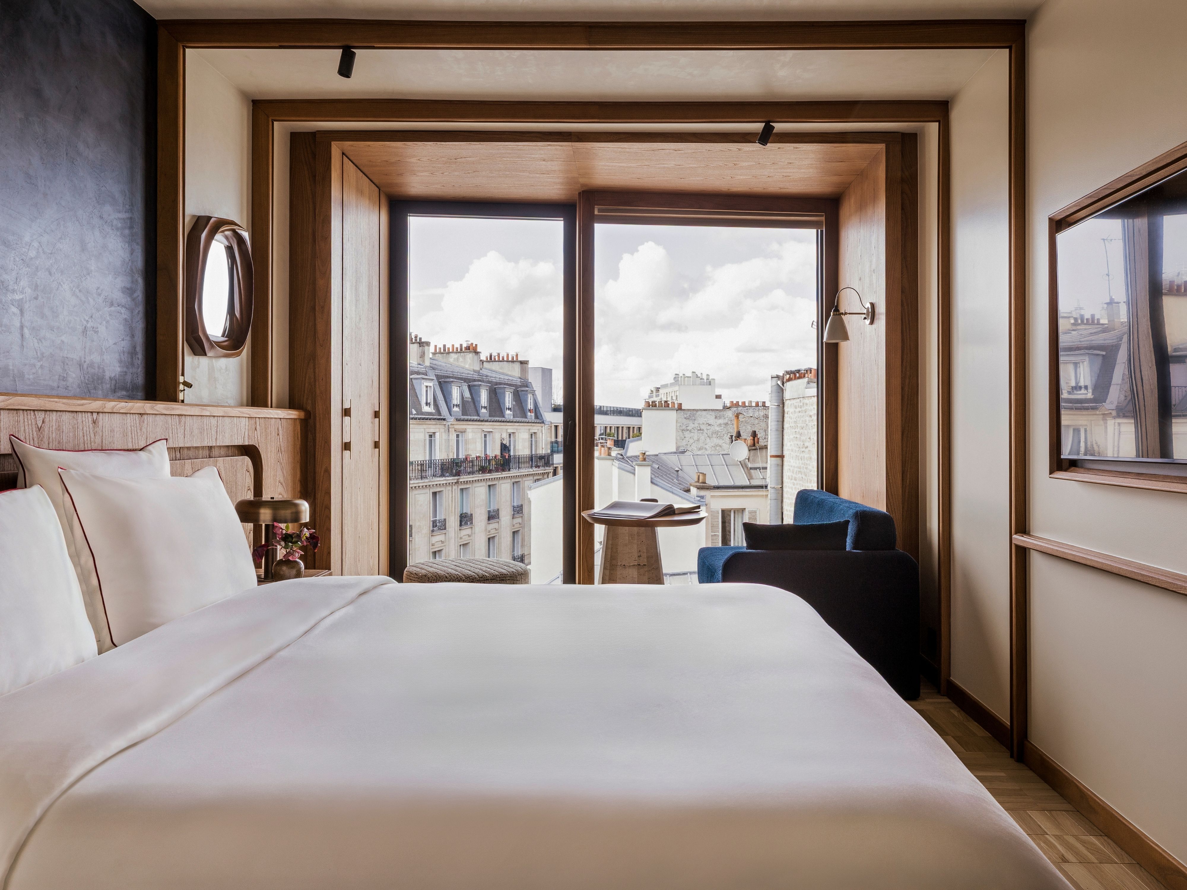 Double Connecting Room