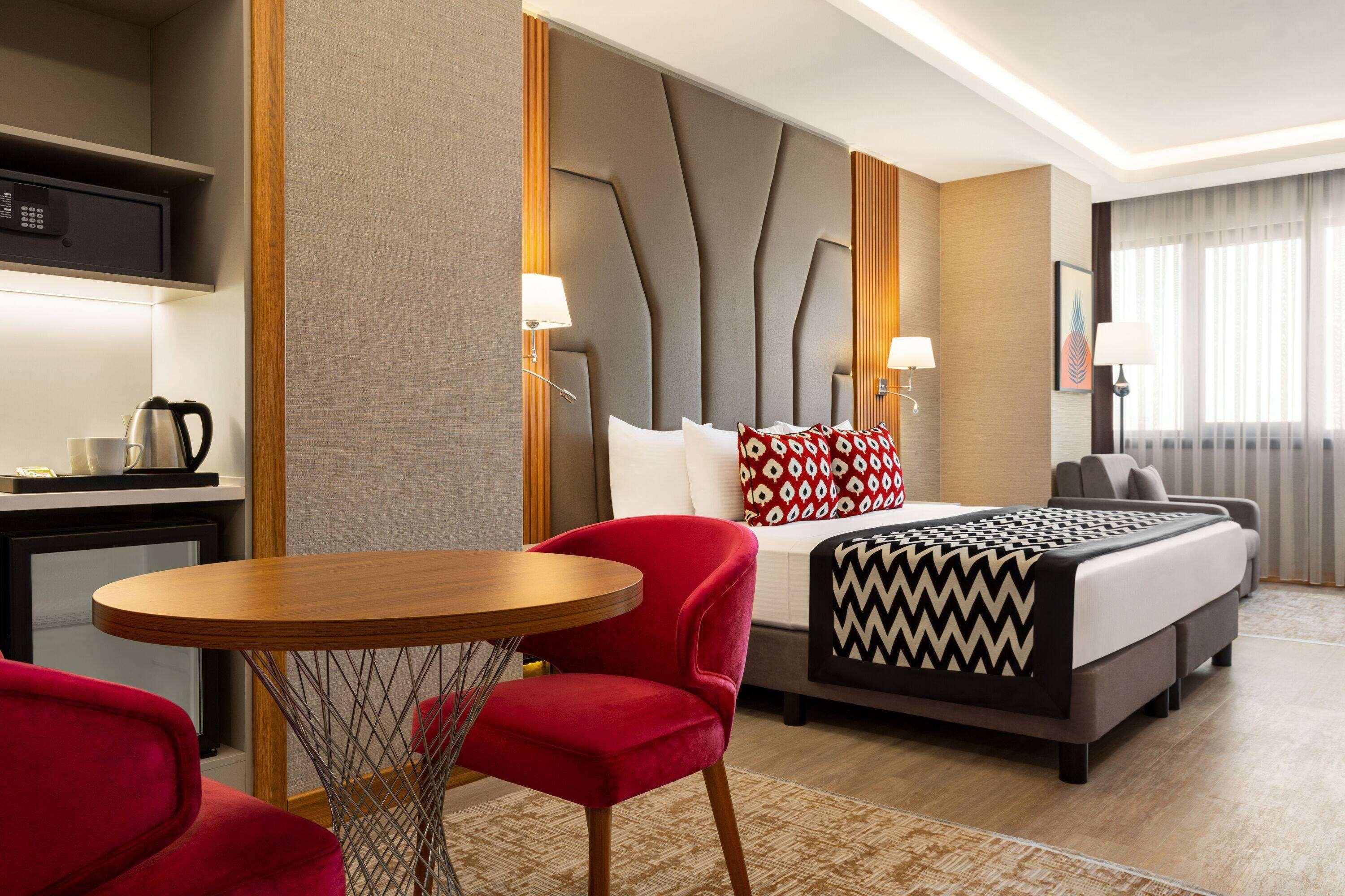 Room Executive