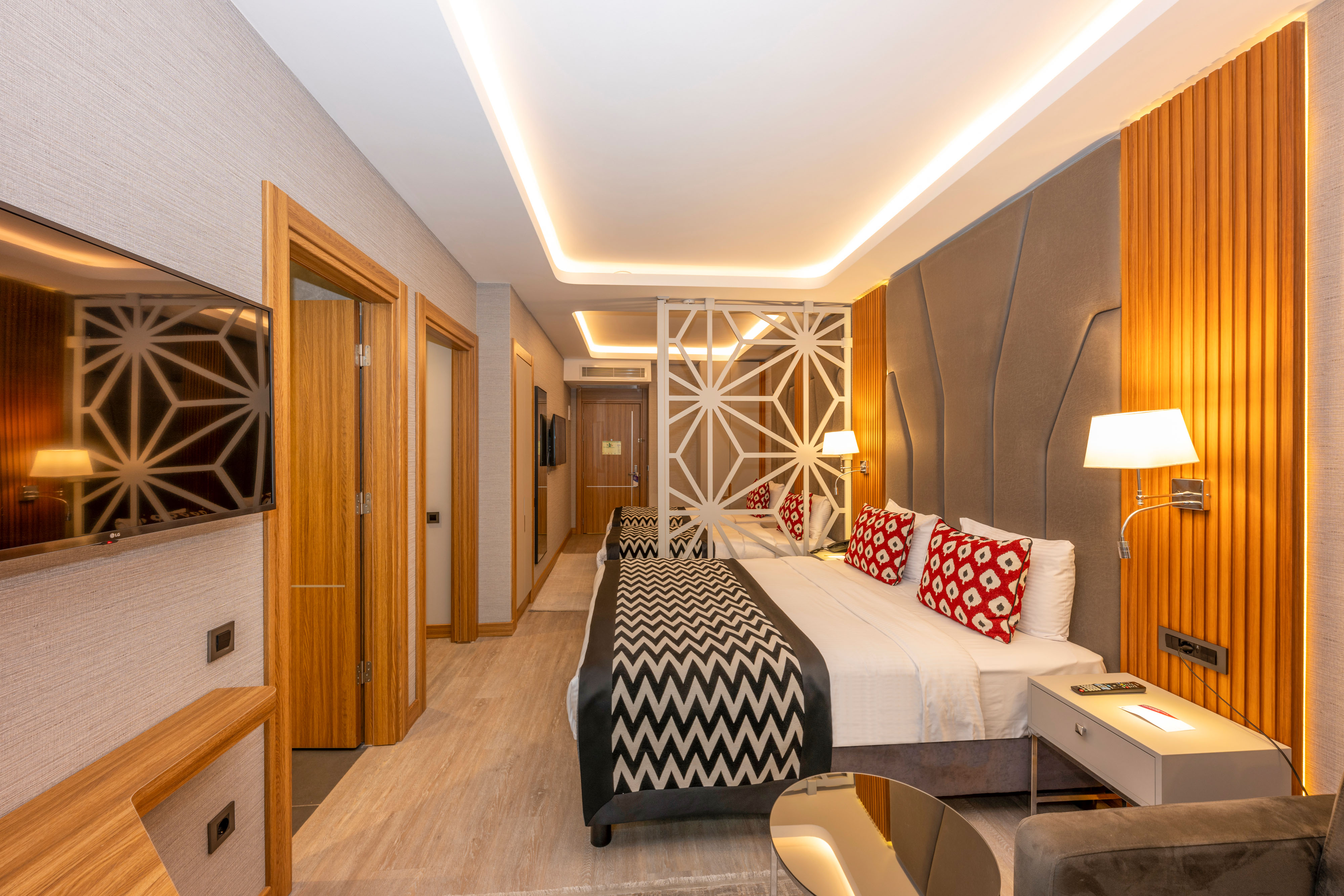 Family Room Deluxe