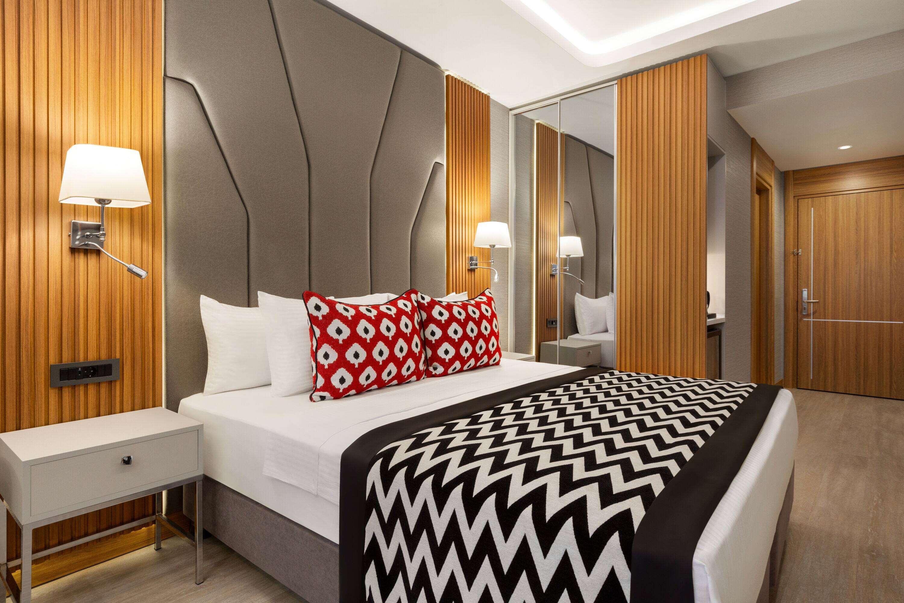 Room Economy