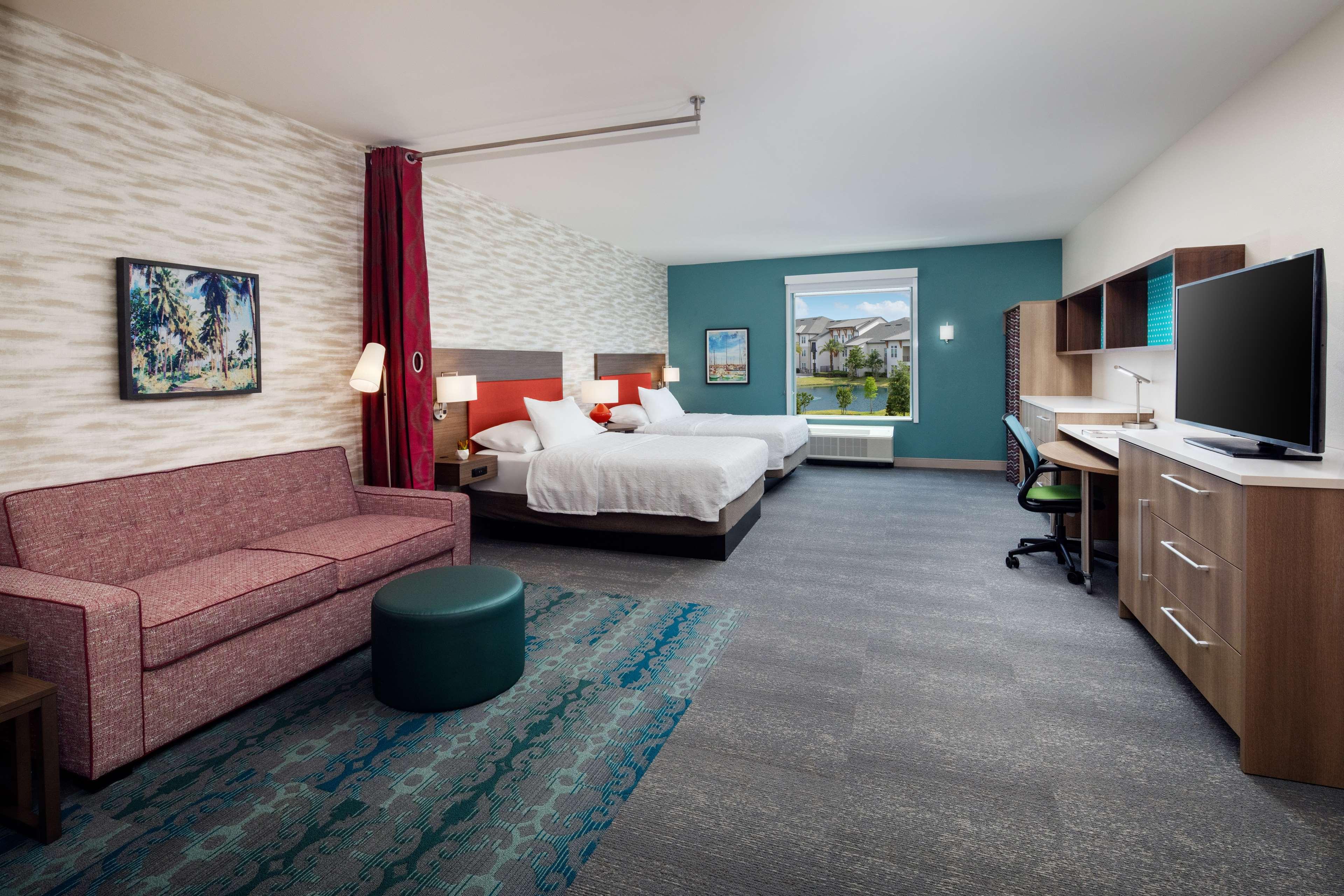 Suite Two Queen Beds