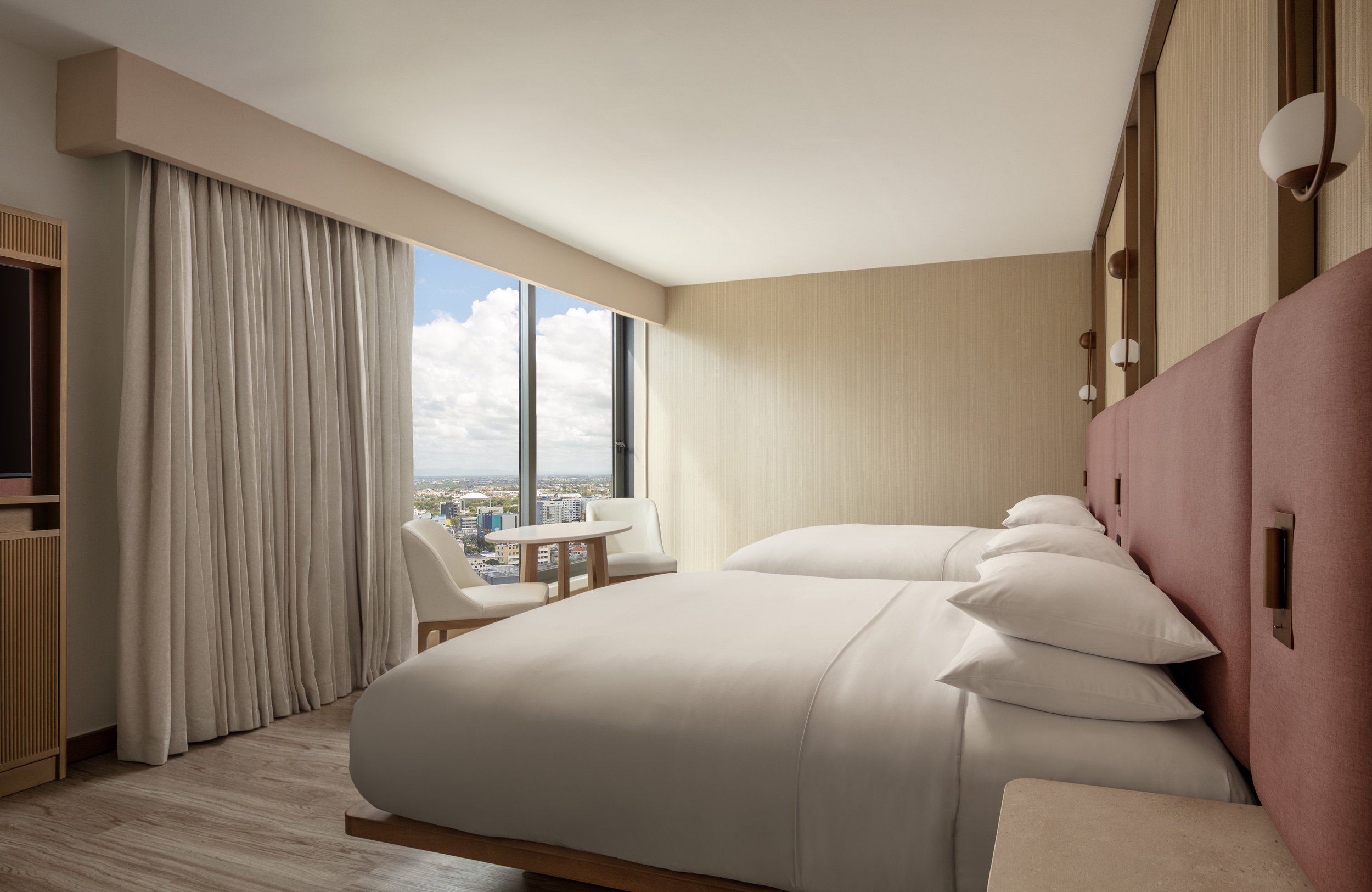 Room City View Two Beds