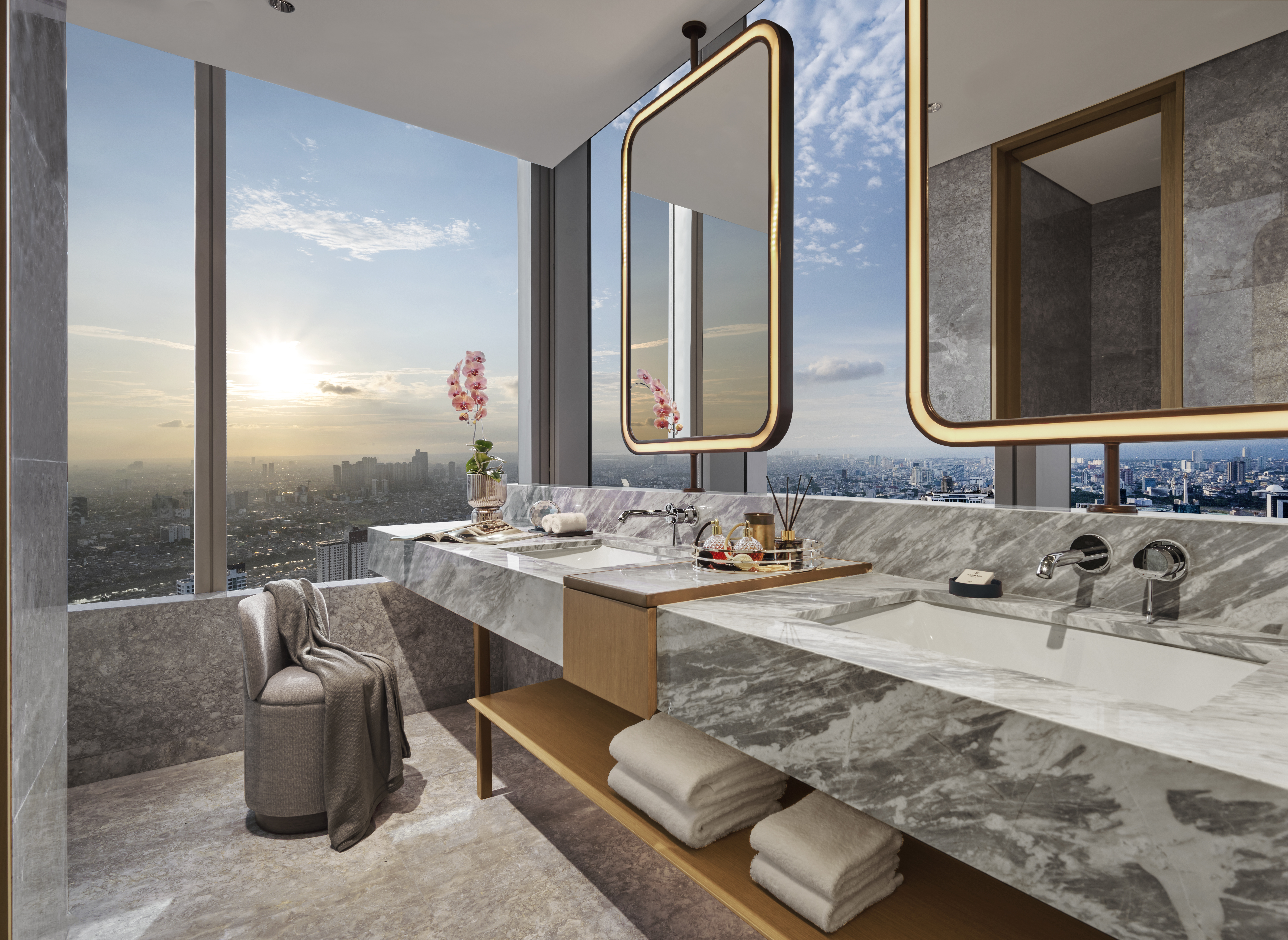 Double or Twin Club Executive