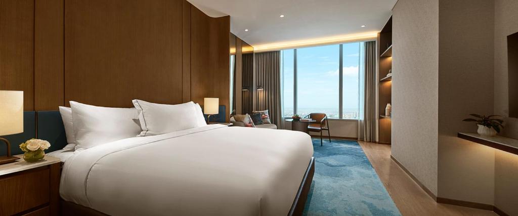 Double or Twin Executive