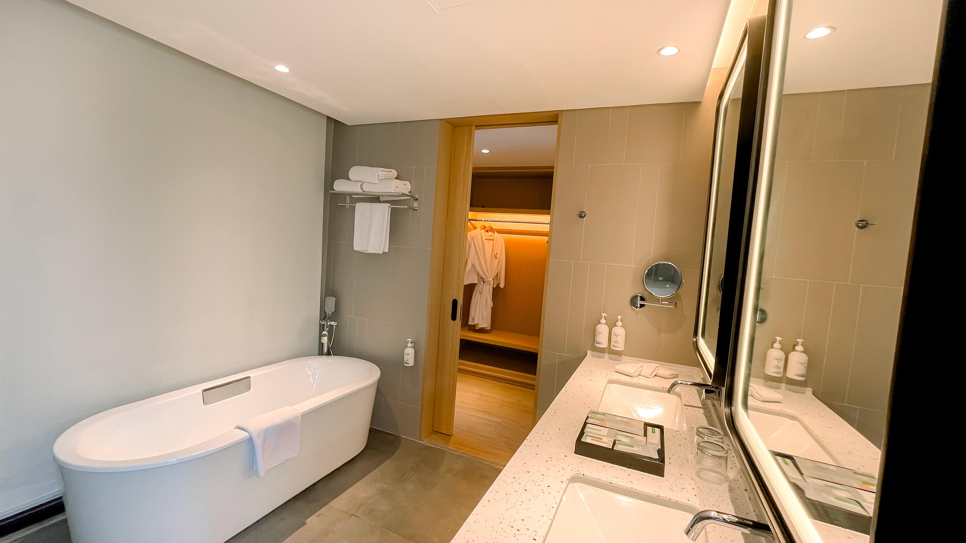 Double or Twin One Bedroom