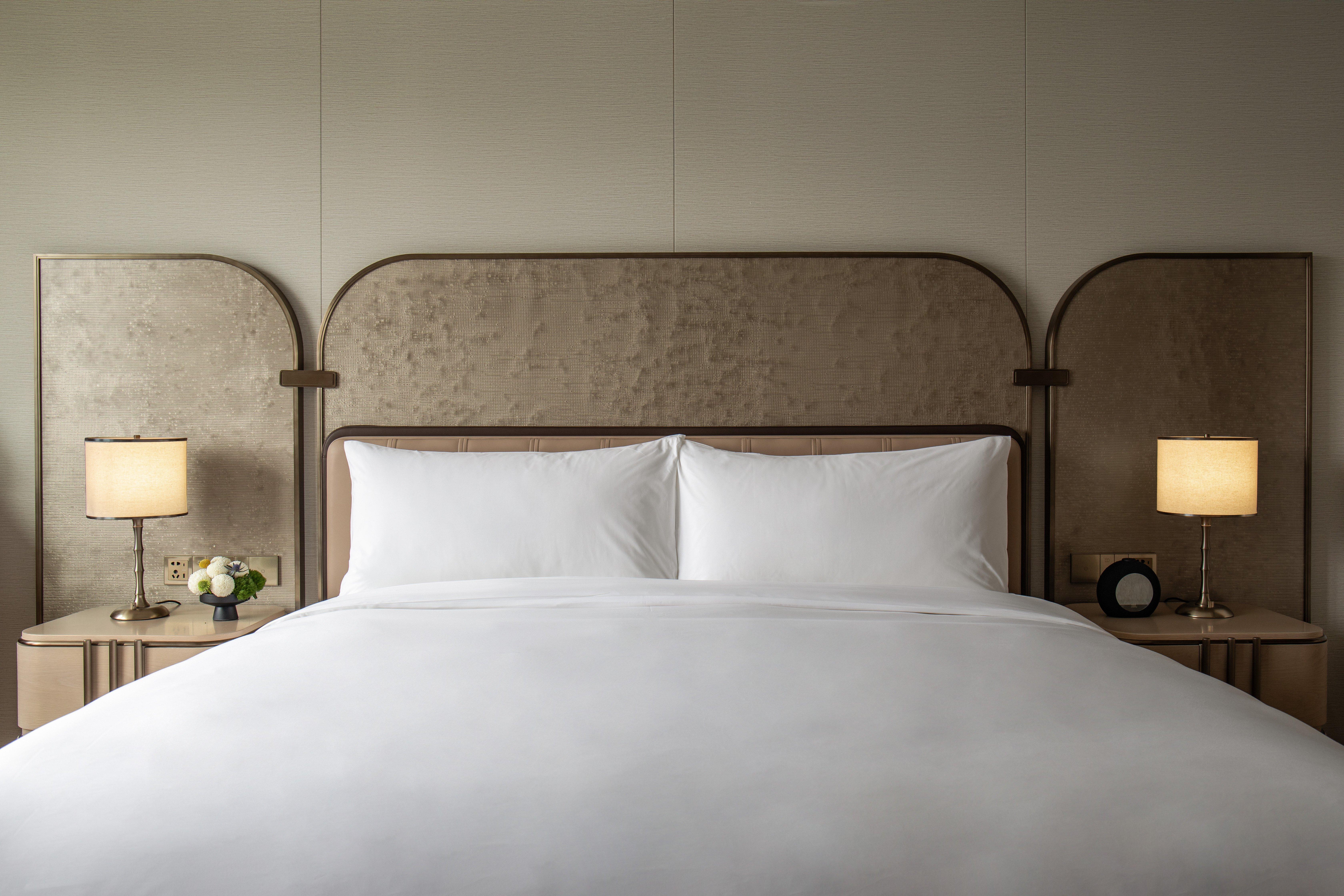 Double Classic King Bed