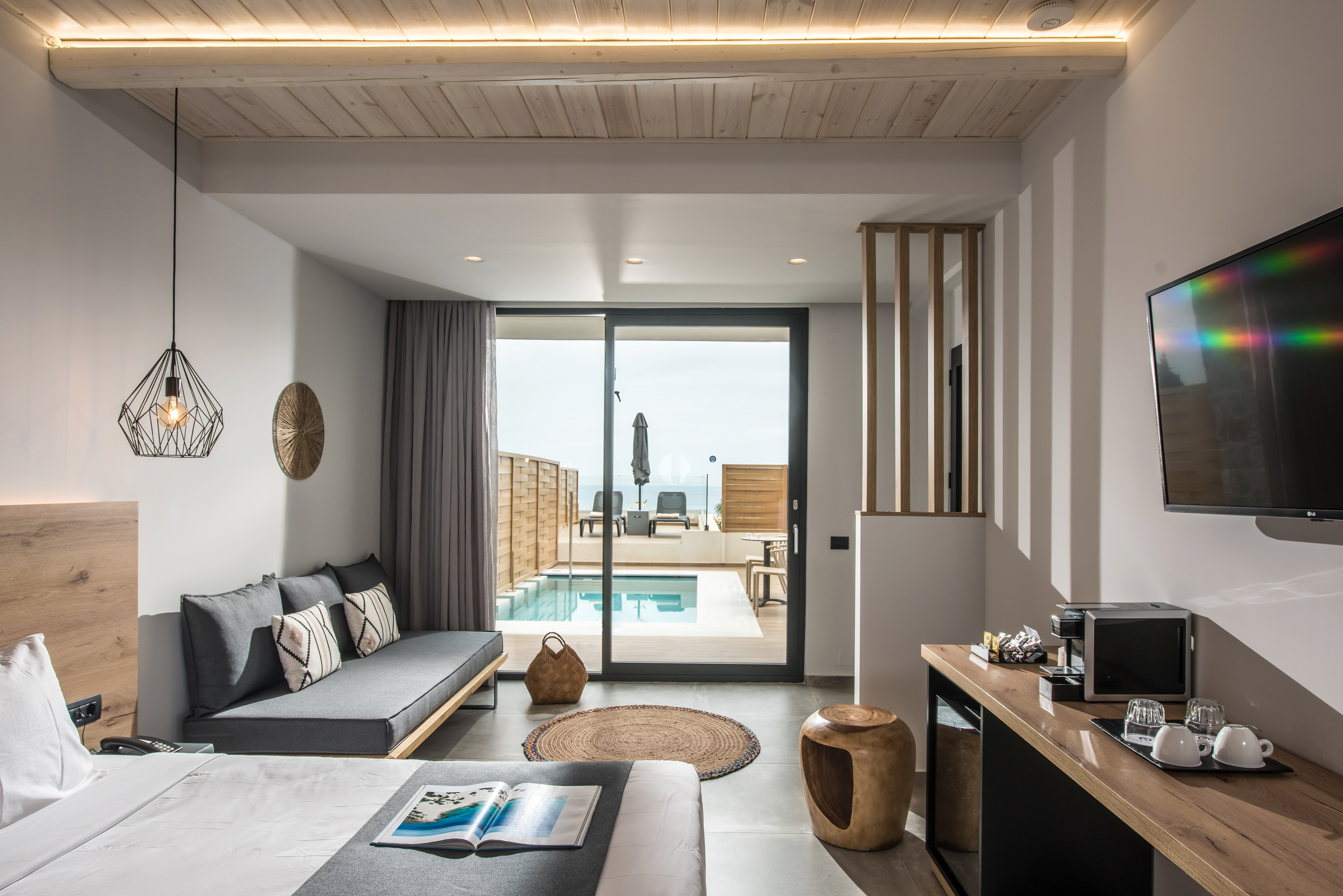 Double or Twin Deluxe with Private Pool