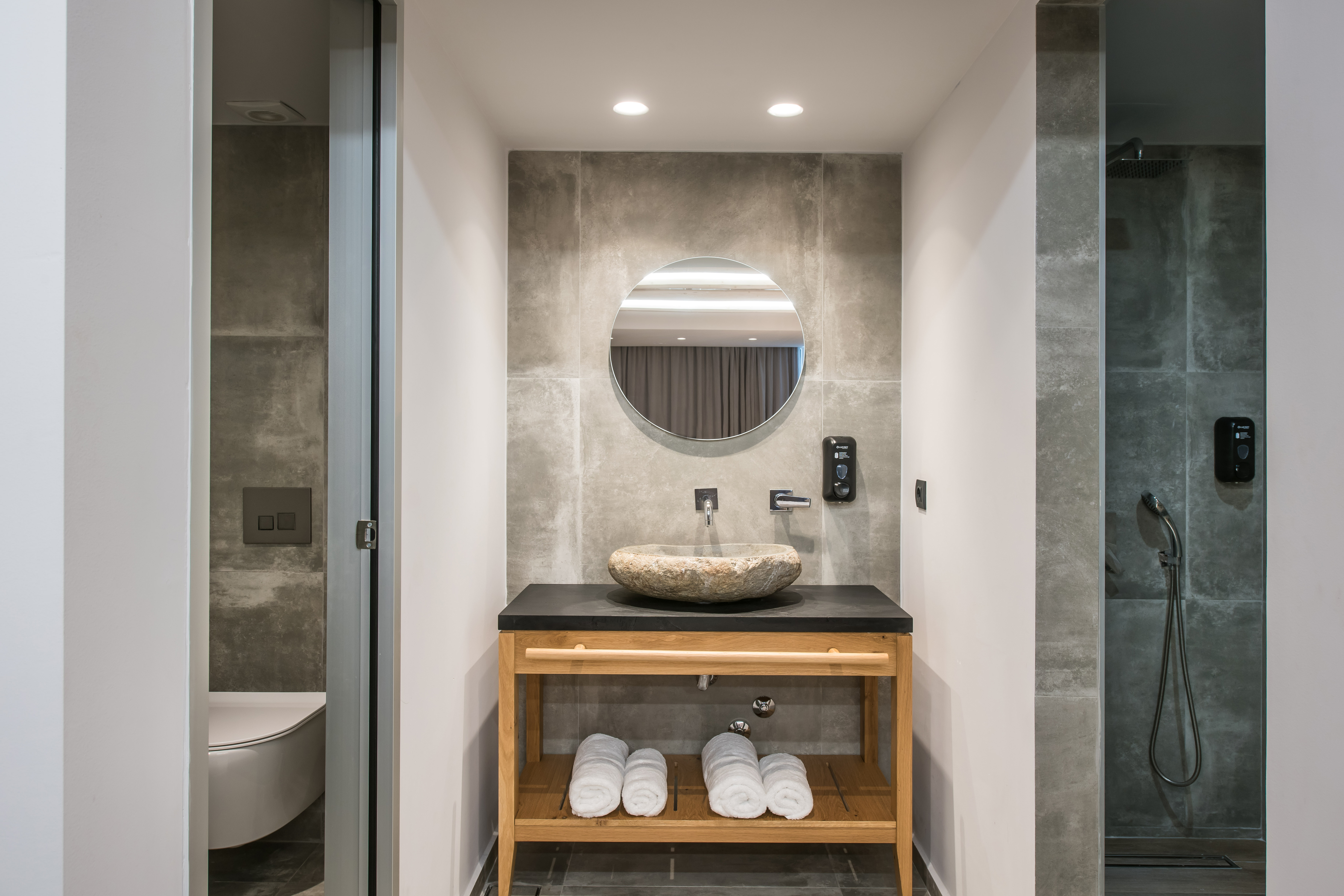 Double or Twin Deluxe