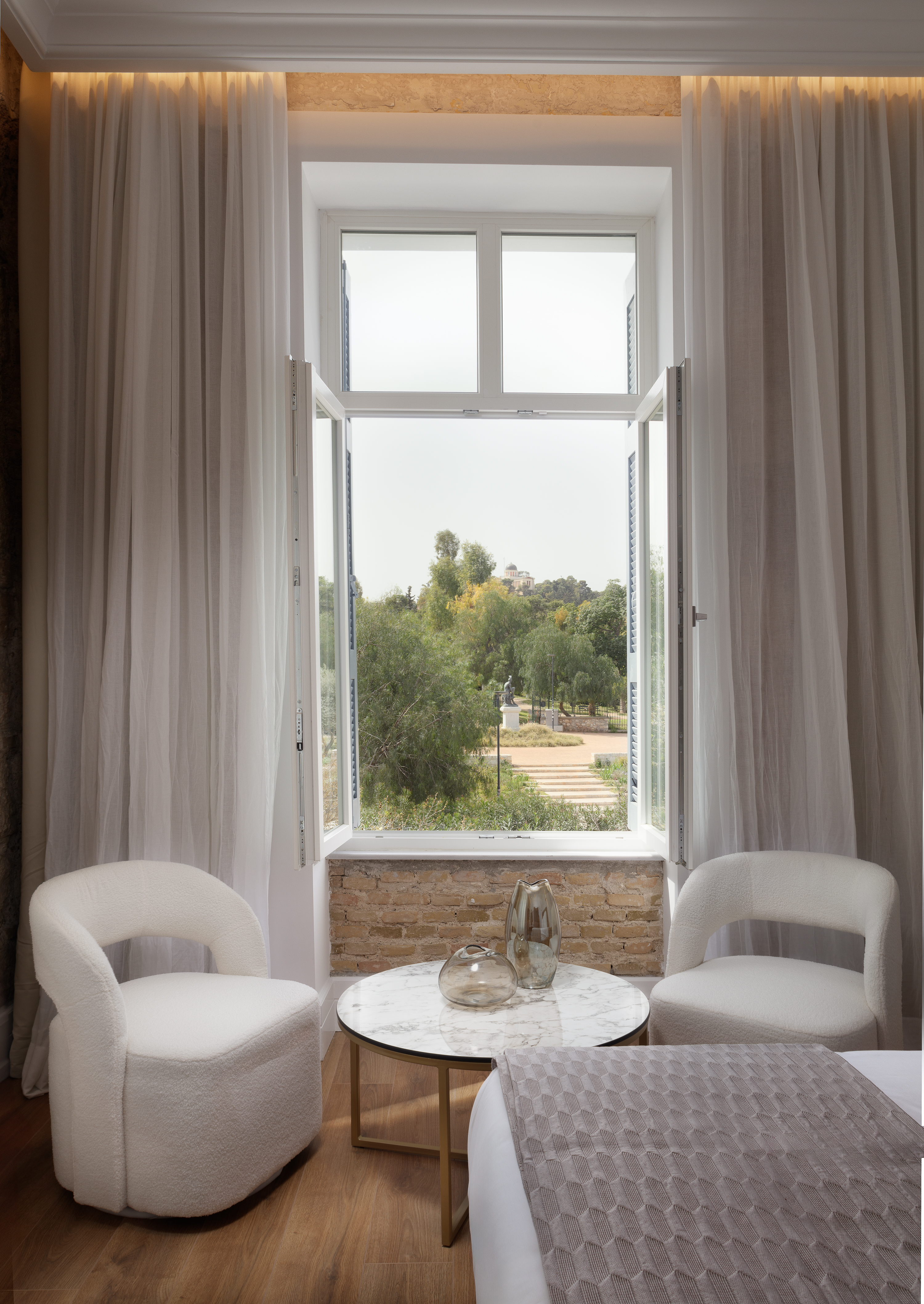 Junior Suite City View