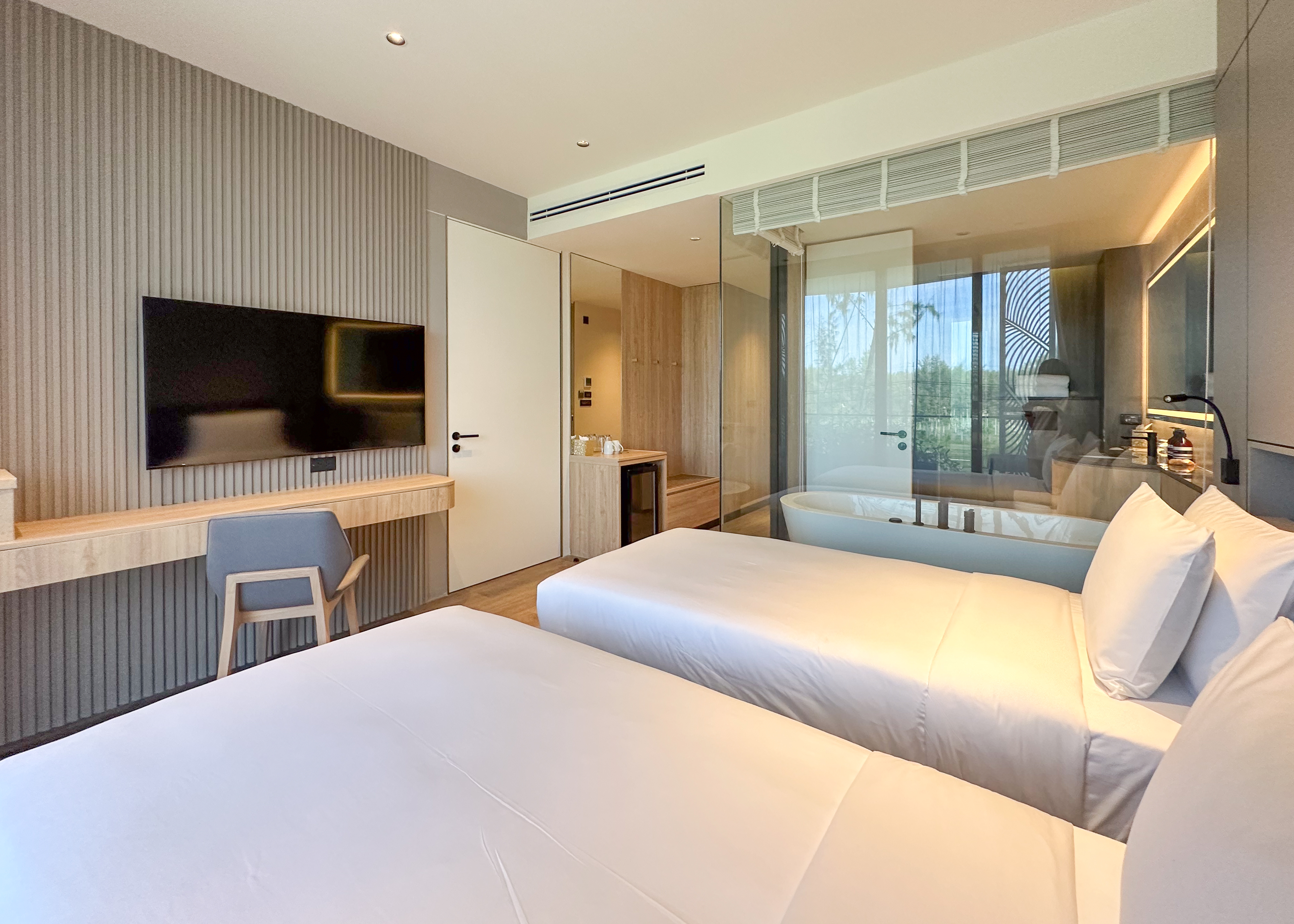 Double or Twin Deluxe