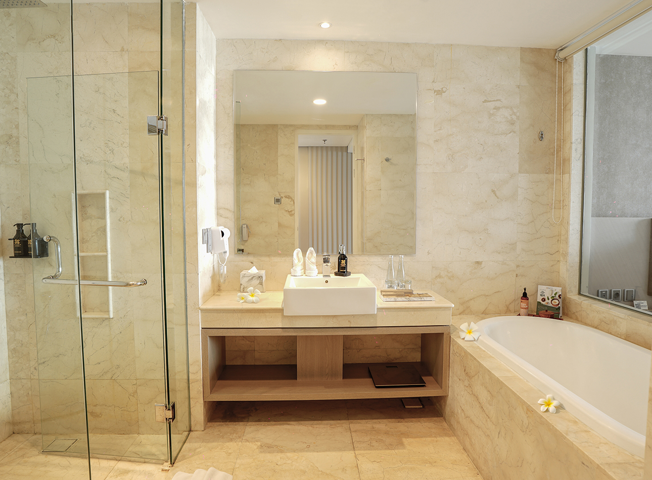 Double Ocean View King Bed