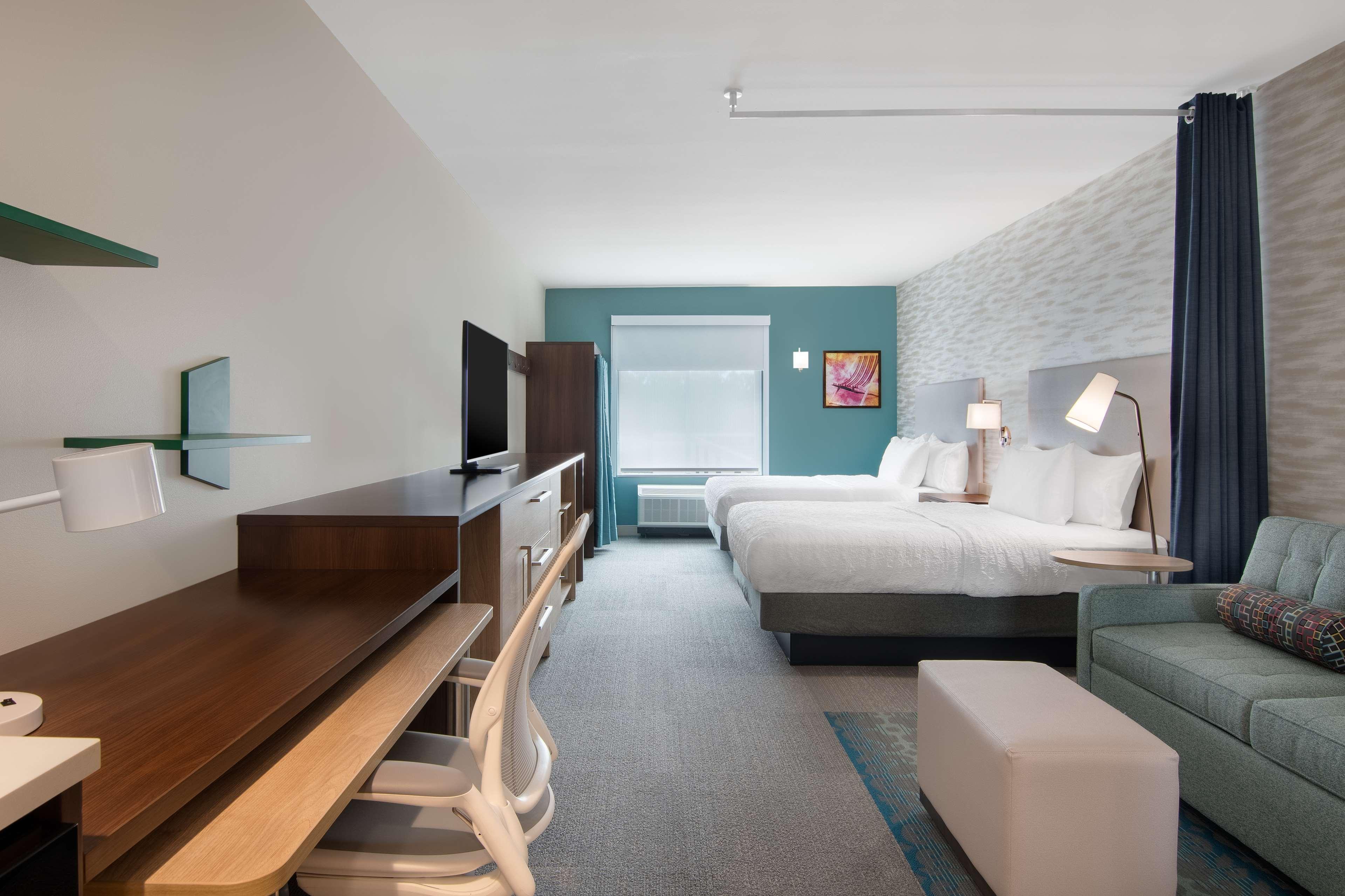 Suite Two Queen Beds