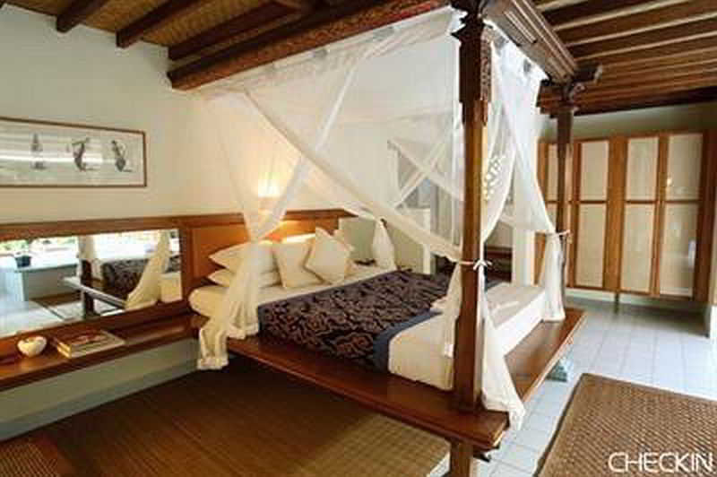 Bungalow Beach Front