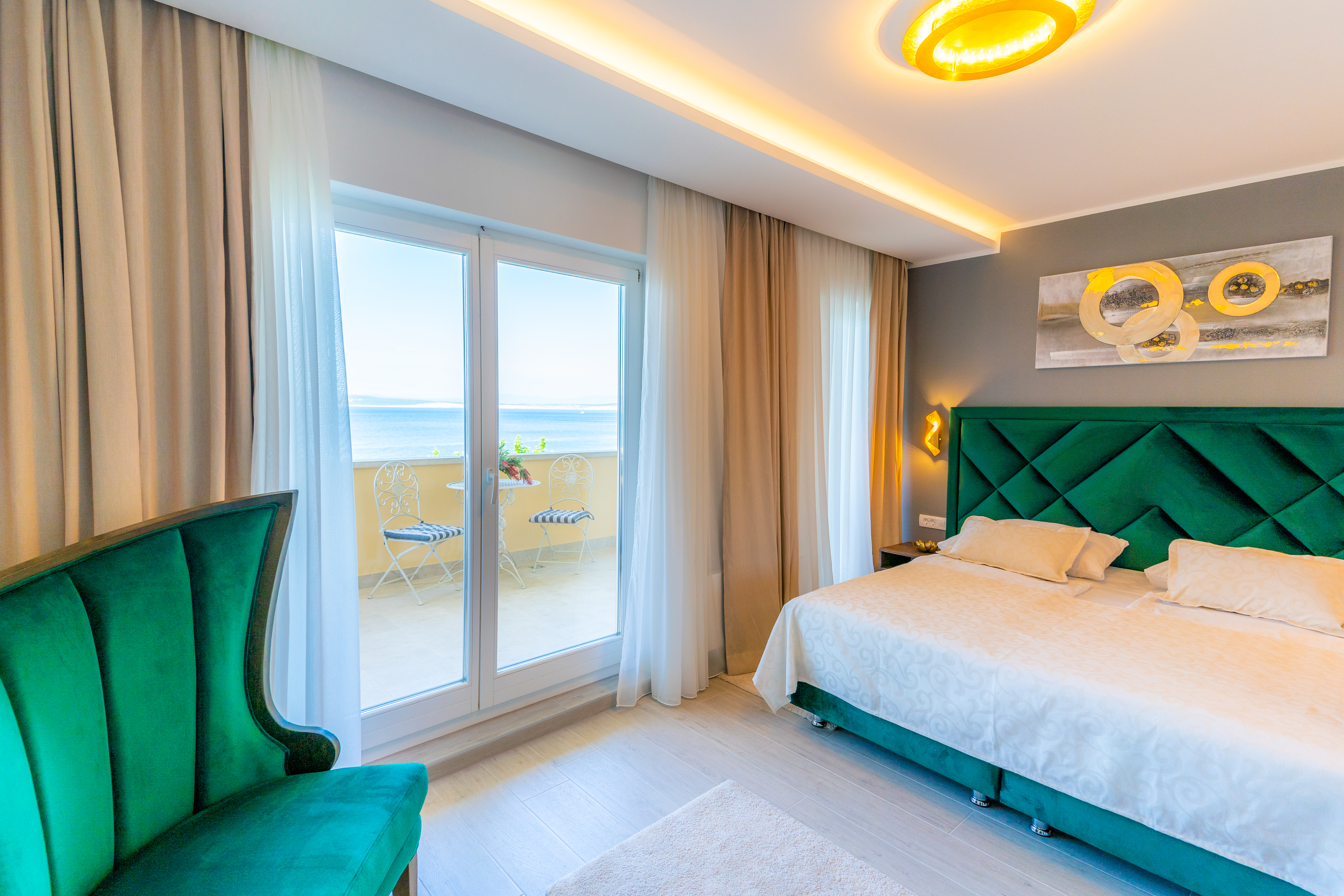 Suite Deluxe with Balcony