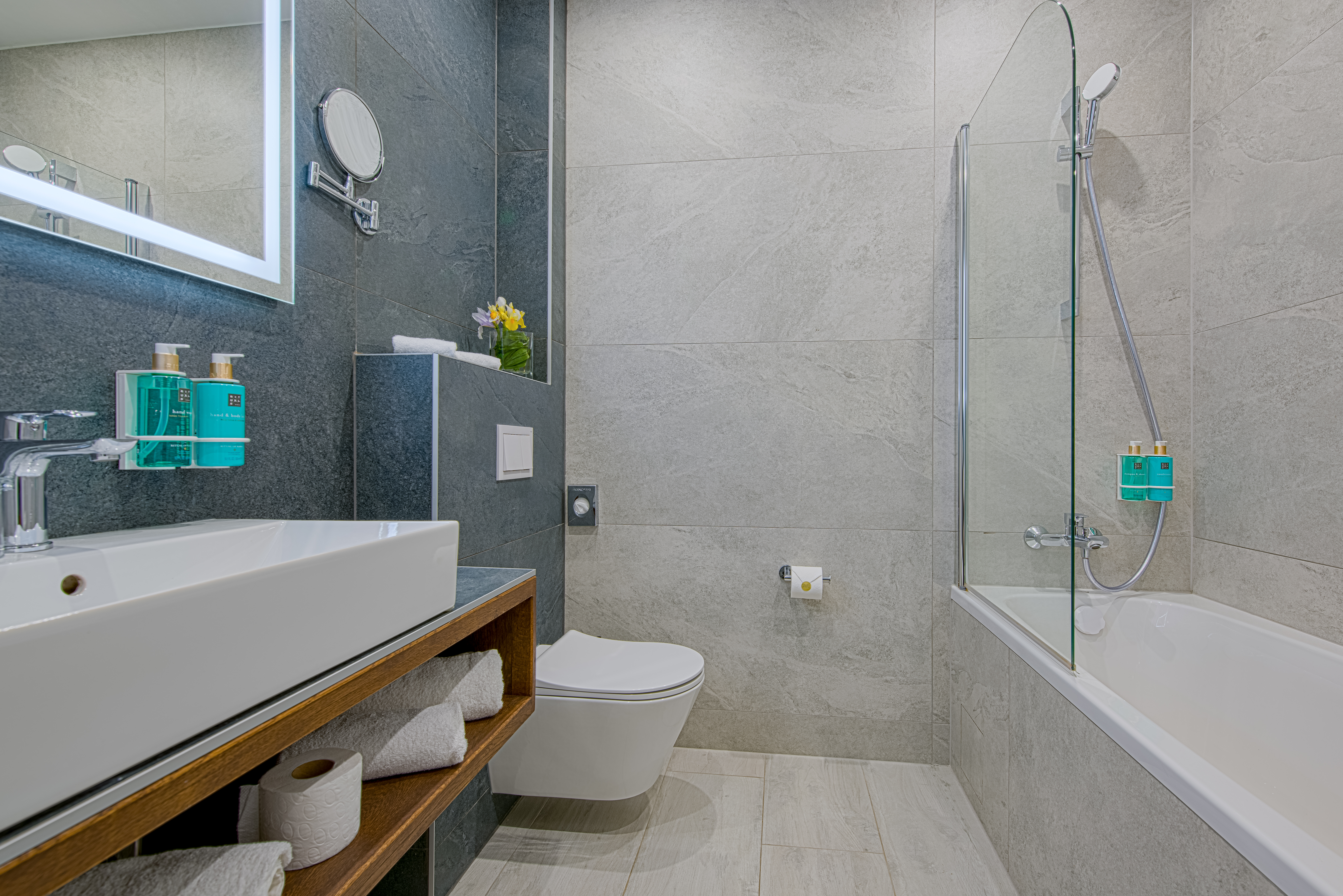 Double or Twin Superior