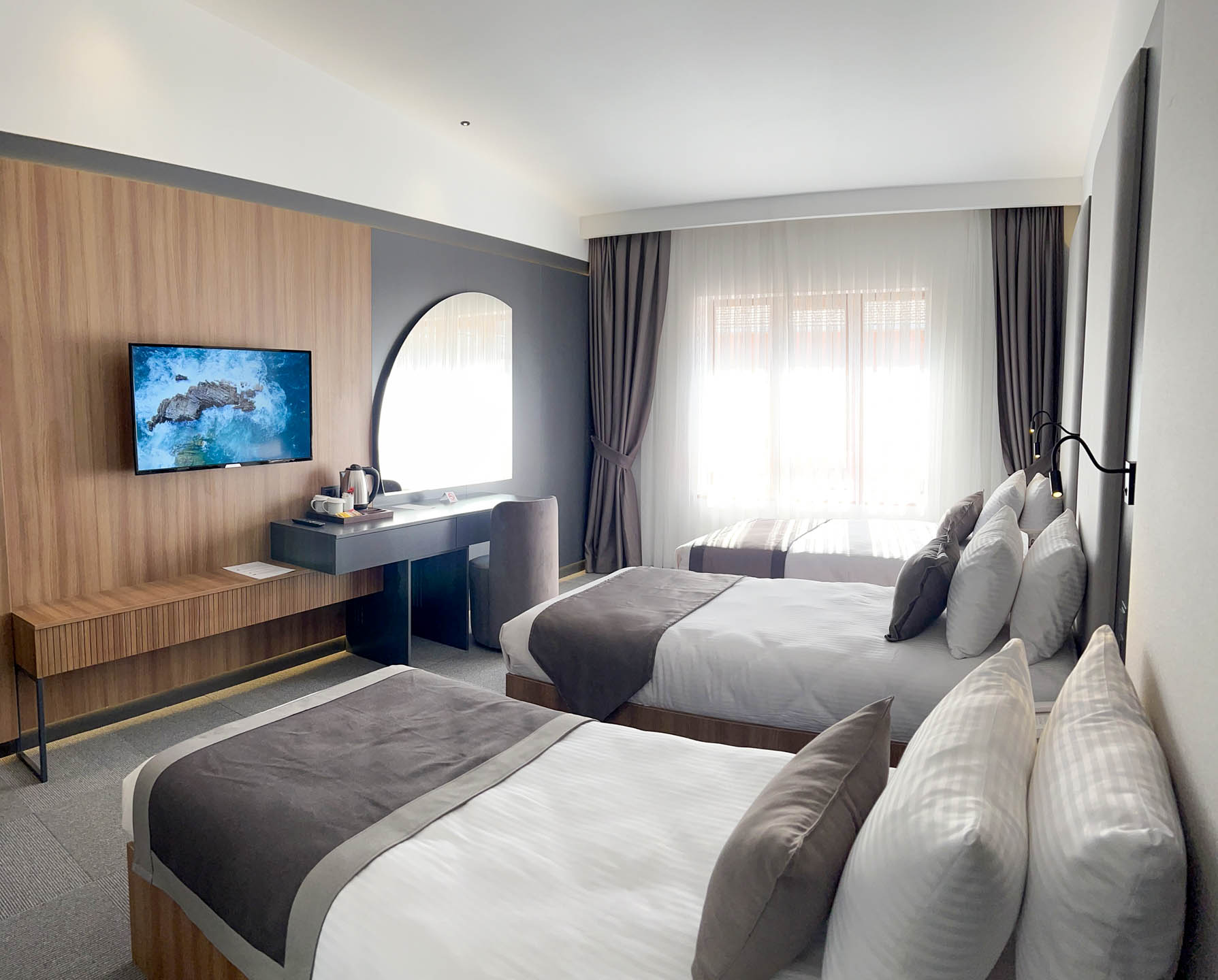 Family Room Capacity 4