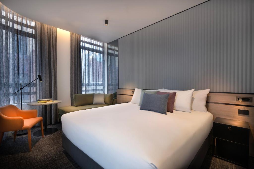 Double Premium King Bed